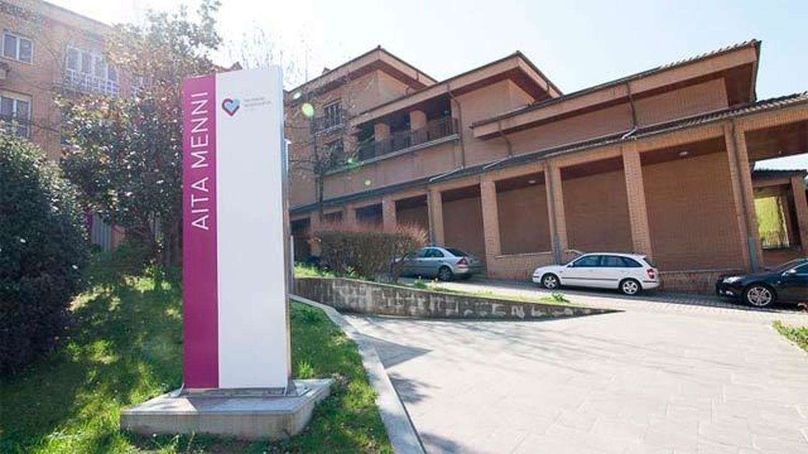 Entrada del hospital Aita Menni, donde estaba recluida la mujer