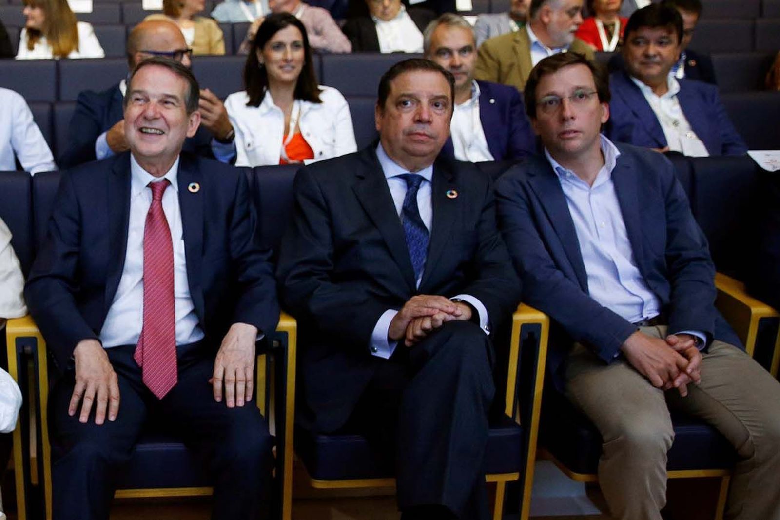 Caballero exige reformar la financiación local a la vez que la autonómica