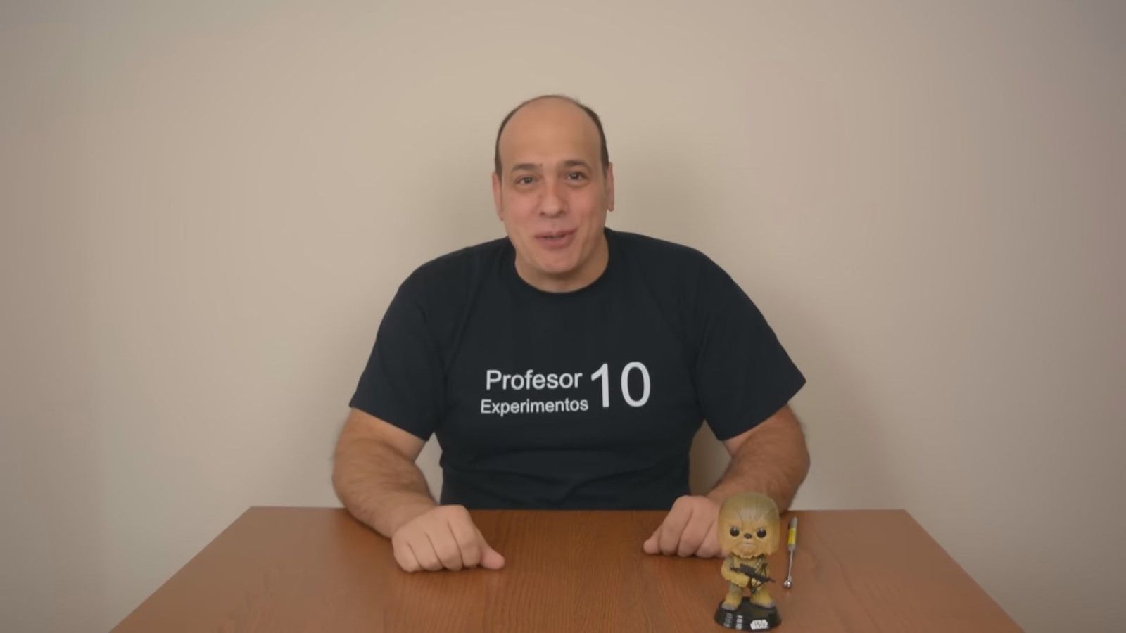 Sergio Castro, profesor y 'youtuber', da consejos a los jóvenes para afrontar selectividad