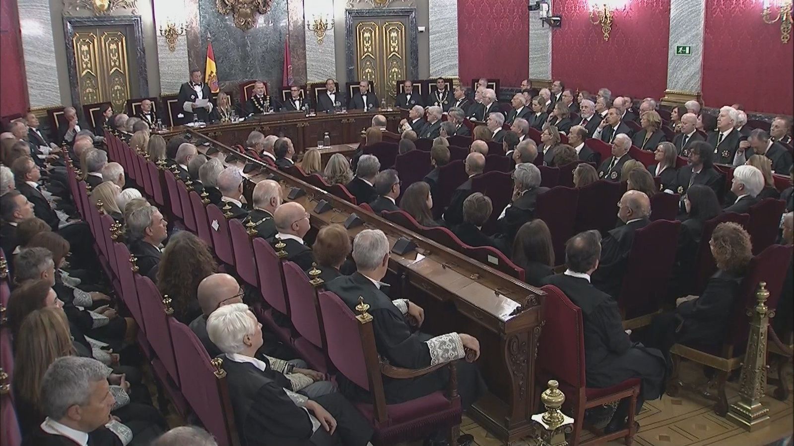 García Ortiz y los jueces que lo juzgarán se ven las caras en el Supremo