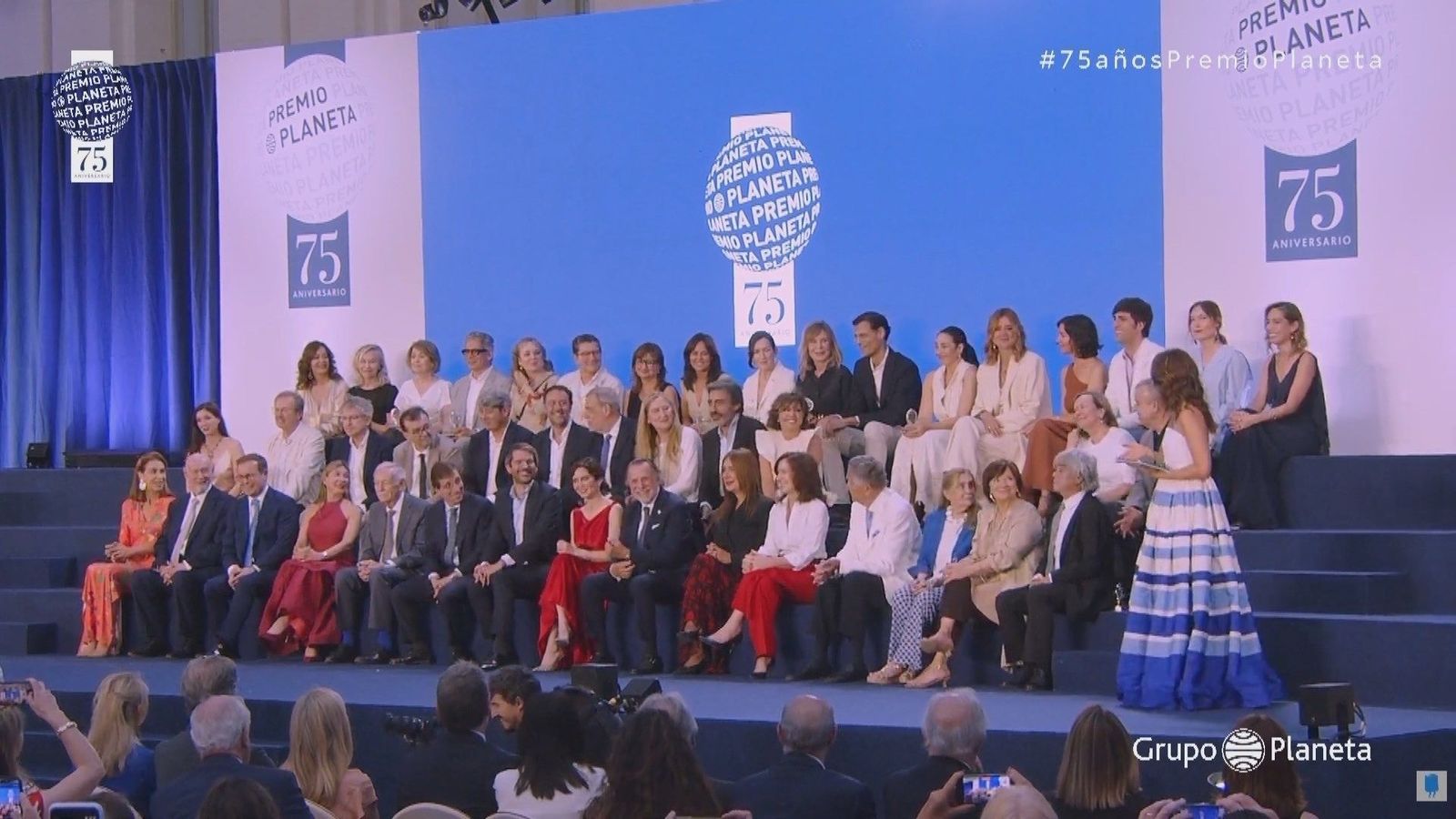 El Grupo Planeta reúne a medio centenar de ganadores para celebrar el 75 aniversario del premio