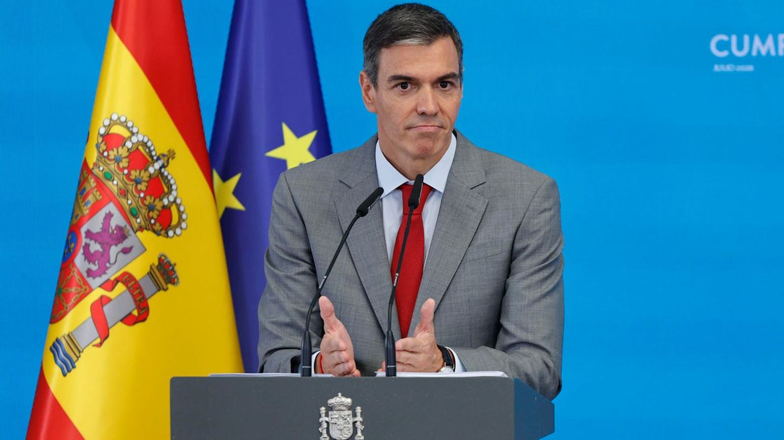 Sánchez defiende a su mujer, su hermano y a Zapatero frente a lo que considera "causas políticas"