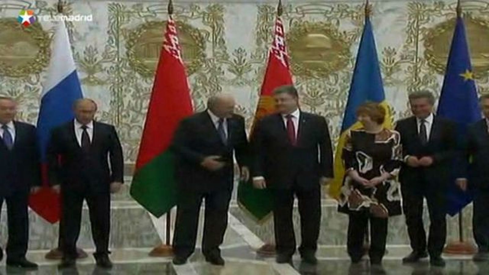 Poroshenko espera que la reunión con Putin traiga la paz a Ucrania