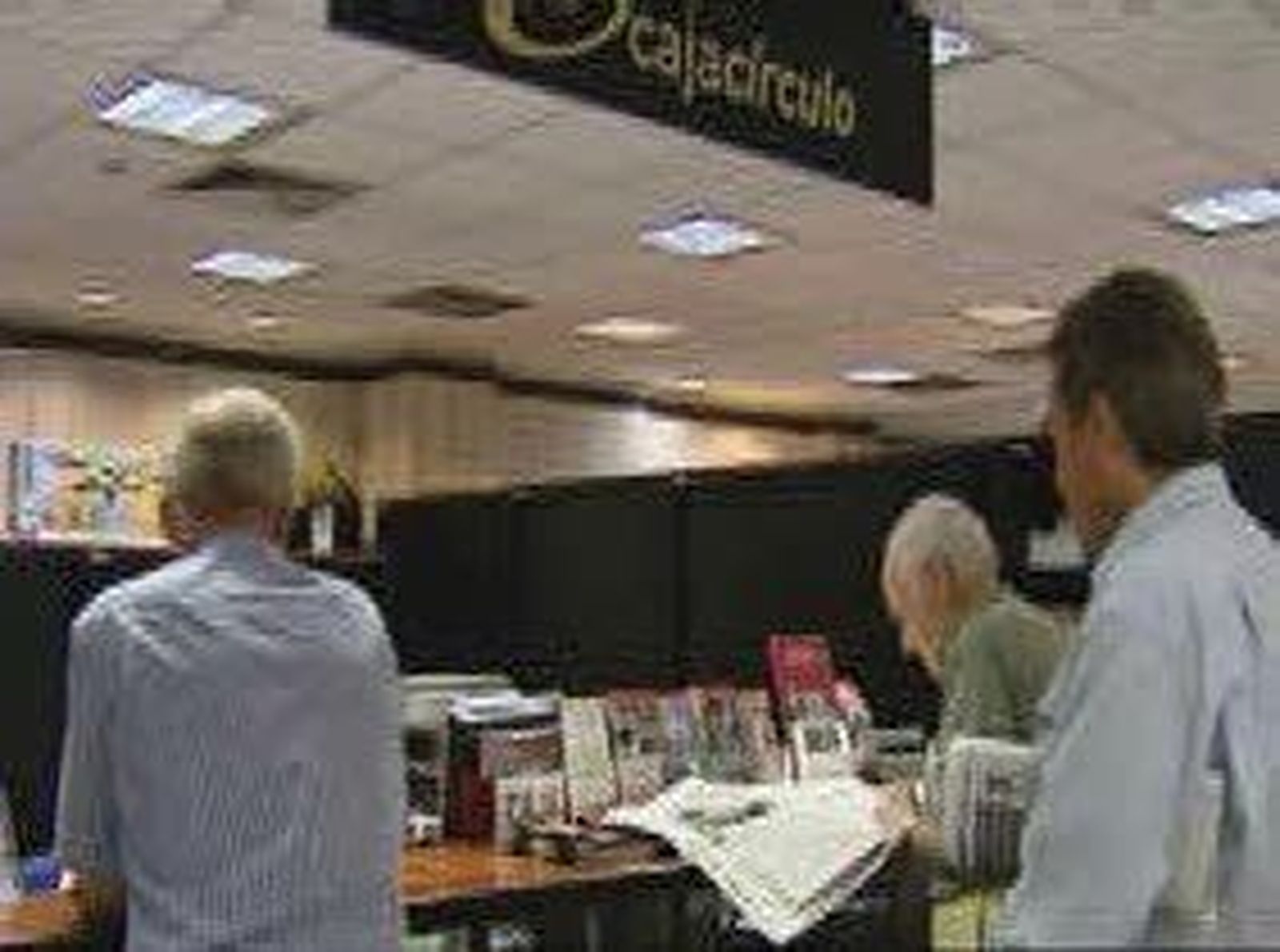 Bancos y Cajas encarecen las comisiones de coste de las tarjetas de débito y de crédito