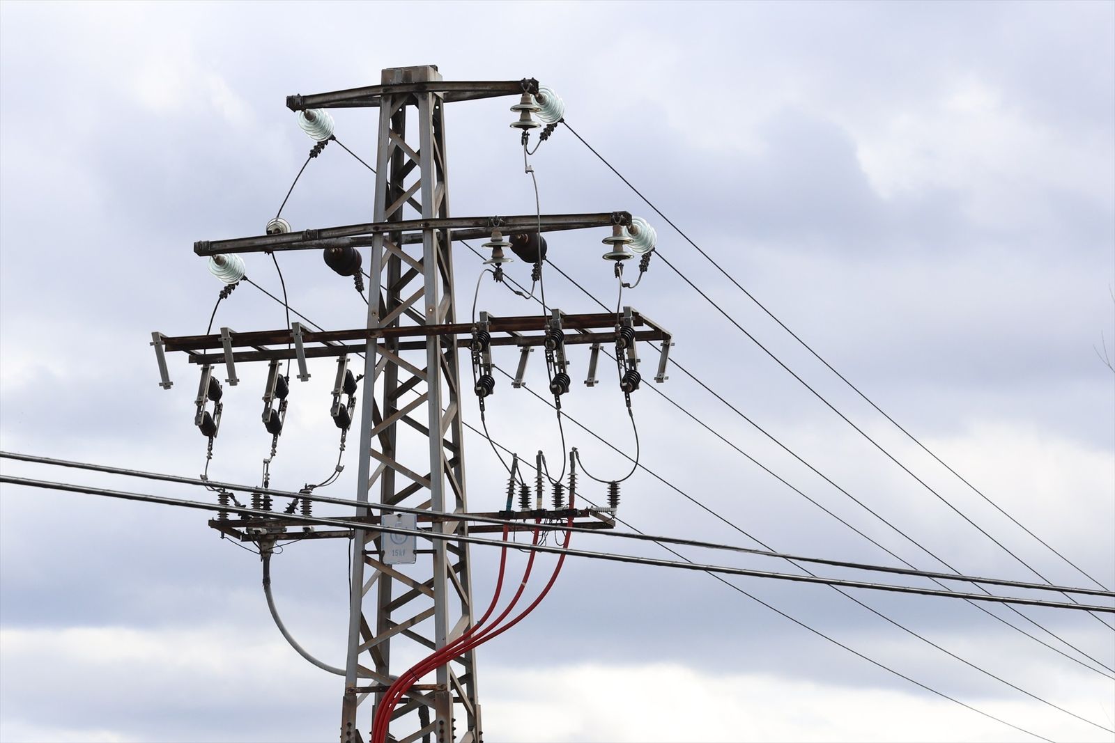 Un poste eléctrico en Madrid