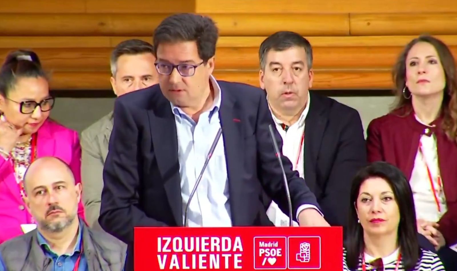 Oscar López