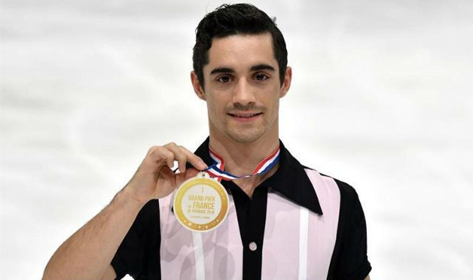 Medallas de Oro de la Comunidad para Alejandro Sanz y el patinador Javier Fernández