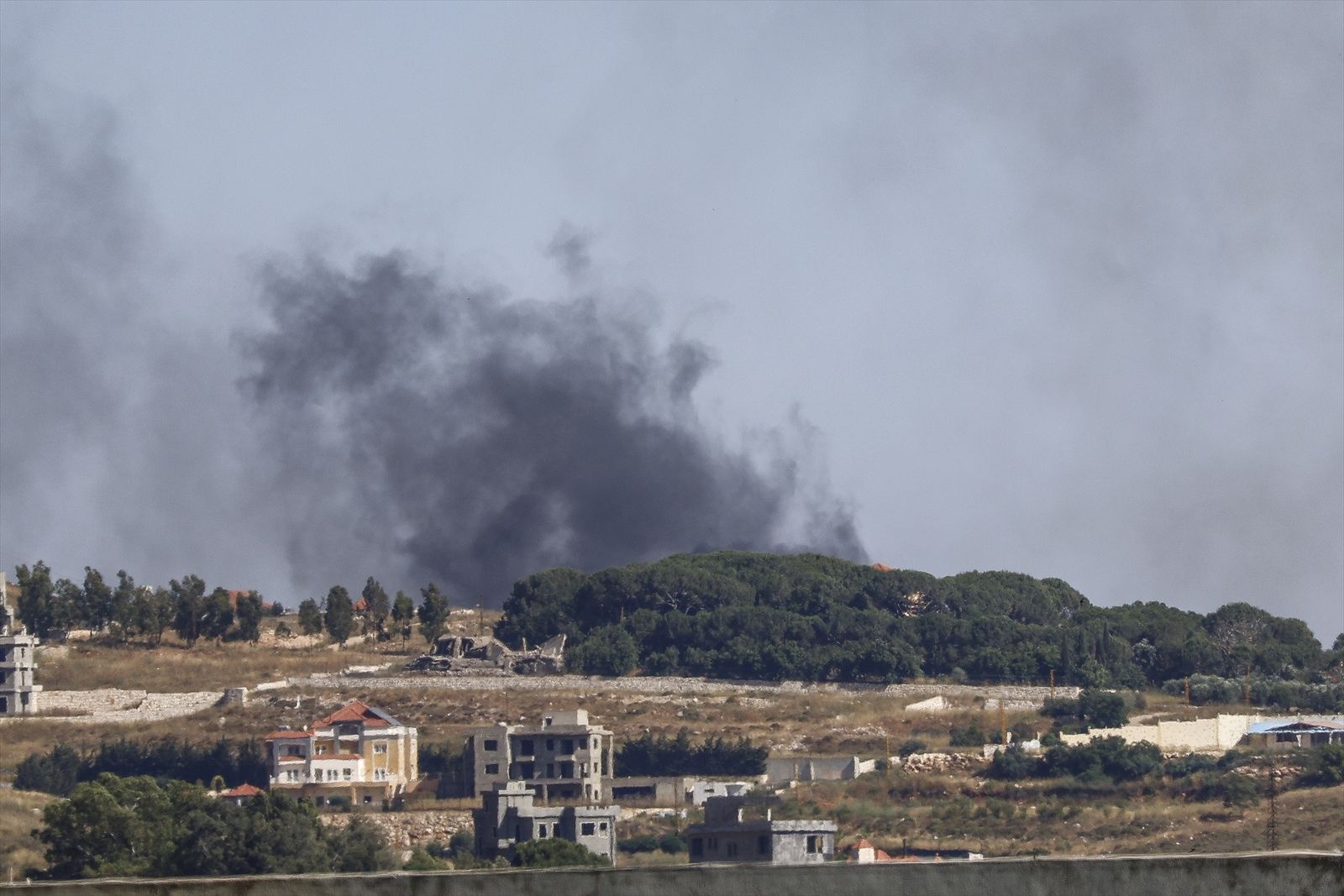 Ataque de la artillería de Israel en el distrito de Nabatieh, Sur del Líbano, a 18 de junio de 2026