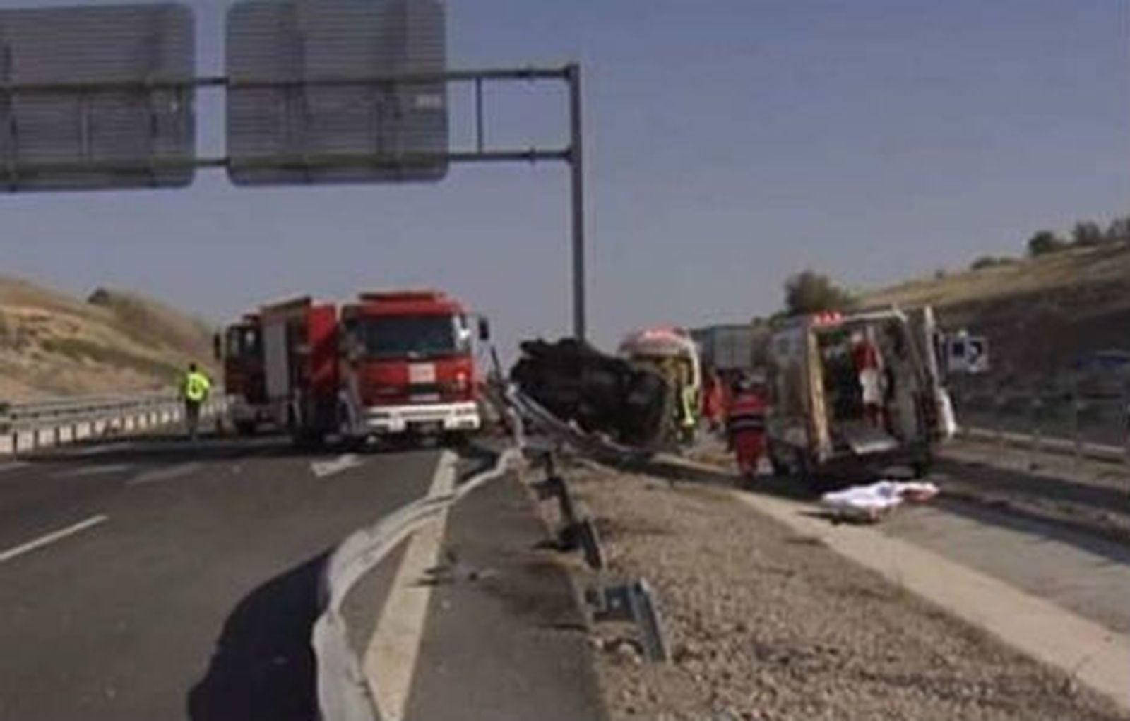Fallecen 22 personas en 14 accidentes de tráfico durante el fin de semana