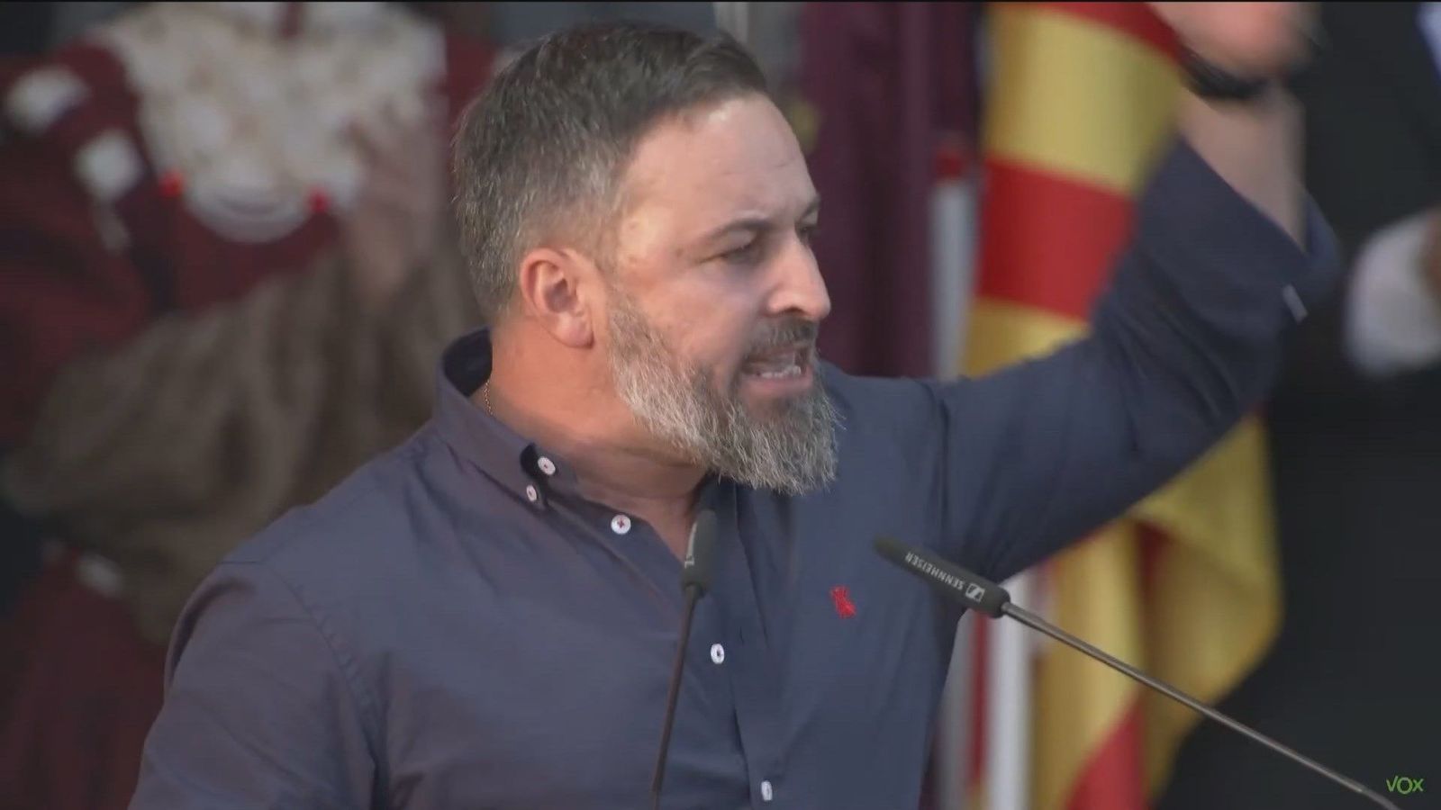 Abascal cierra grietas y agradece a Ortega Smith su dedicación al partido y a Madrid