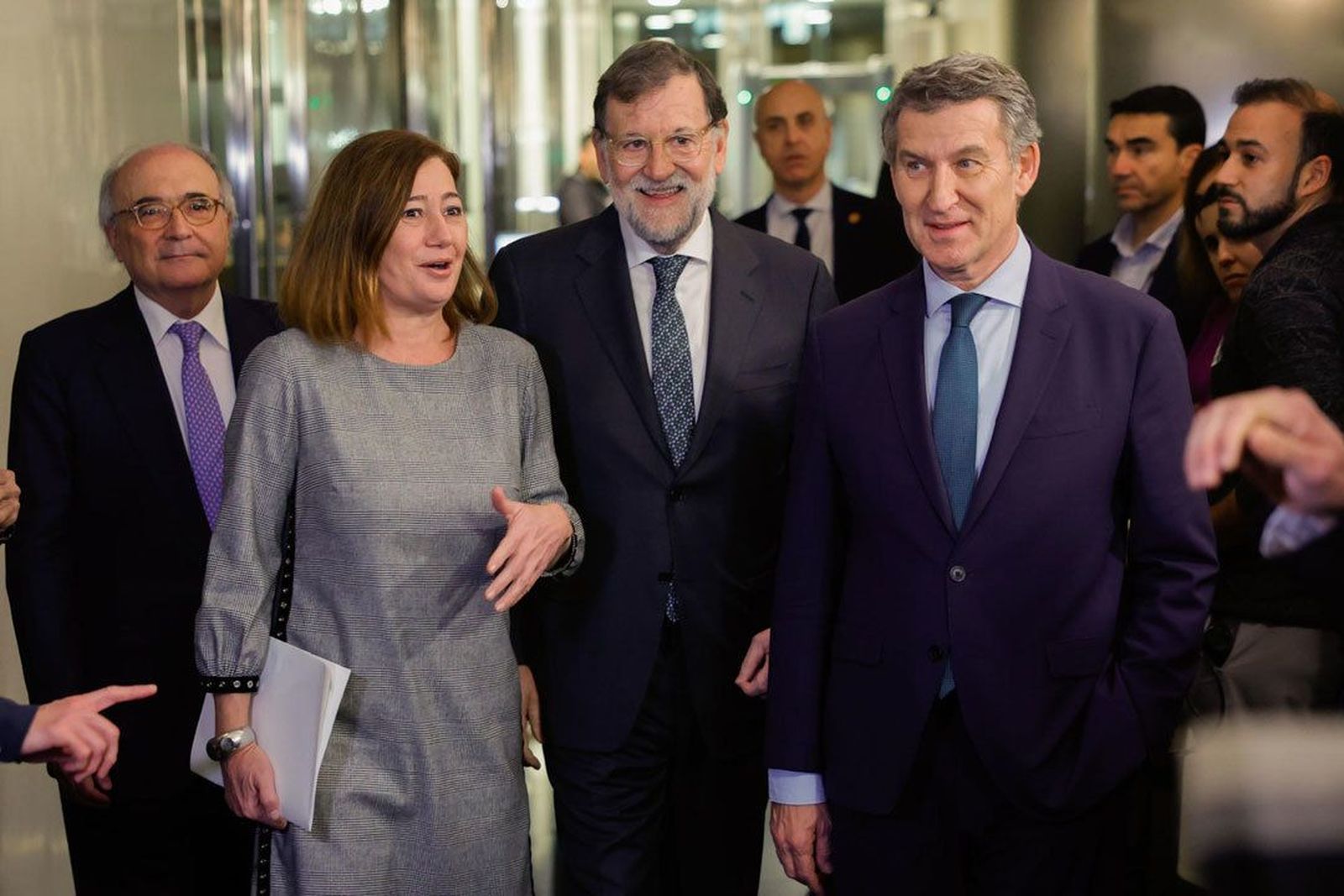 Feijóo a Sanchez: "Si le preocupan los españoles, esto lo solucionamos en dos tardes"