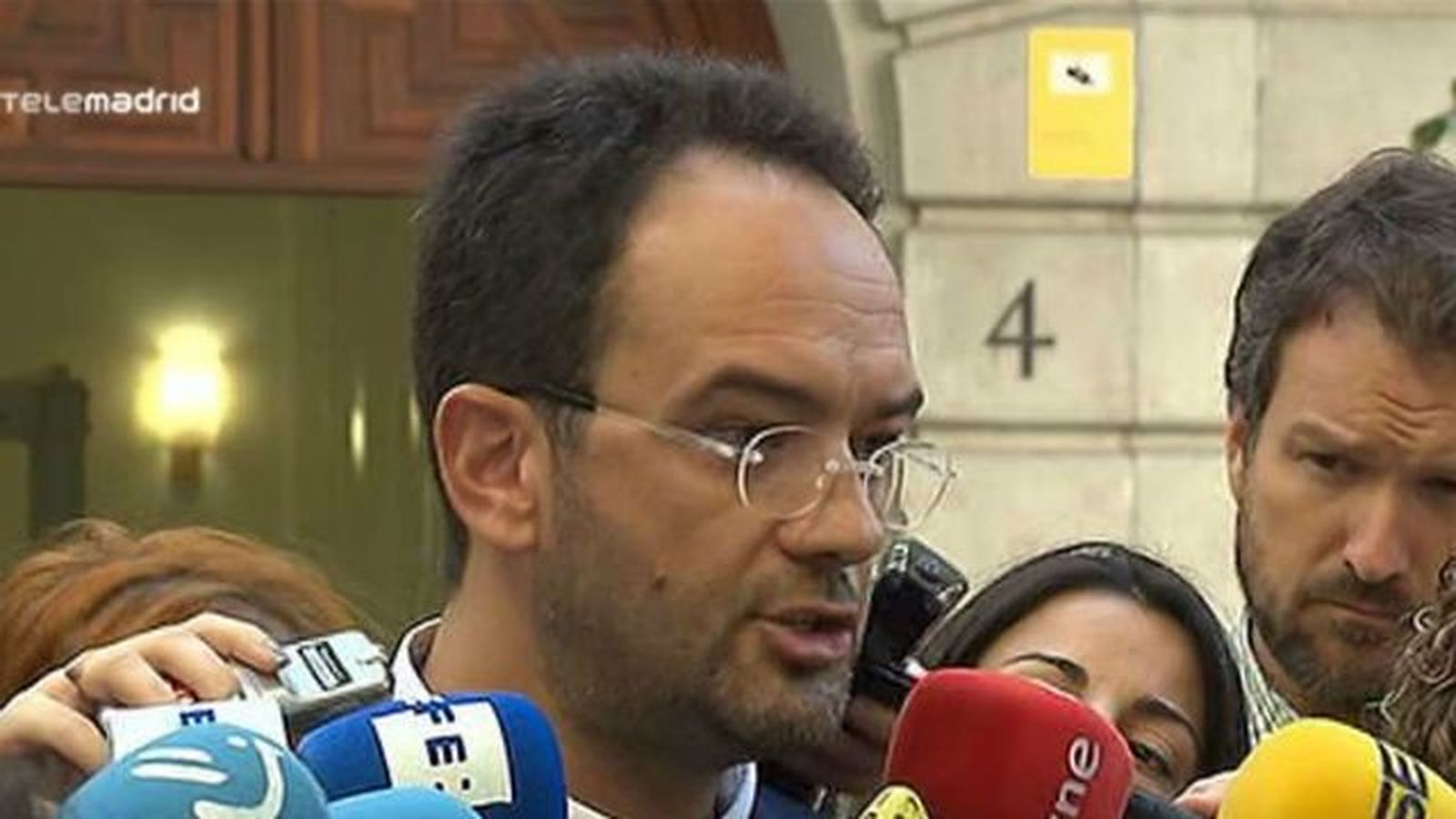 El PSOE denuncia a Fernández Díaz por prevaricación y revelación de secretos