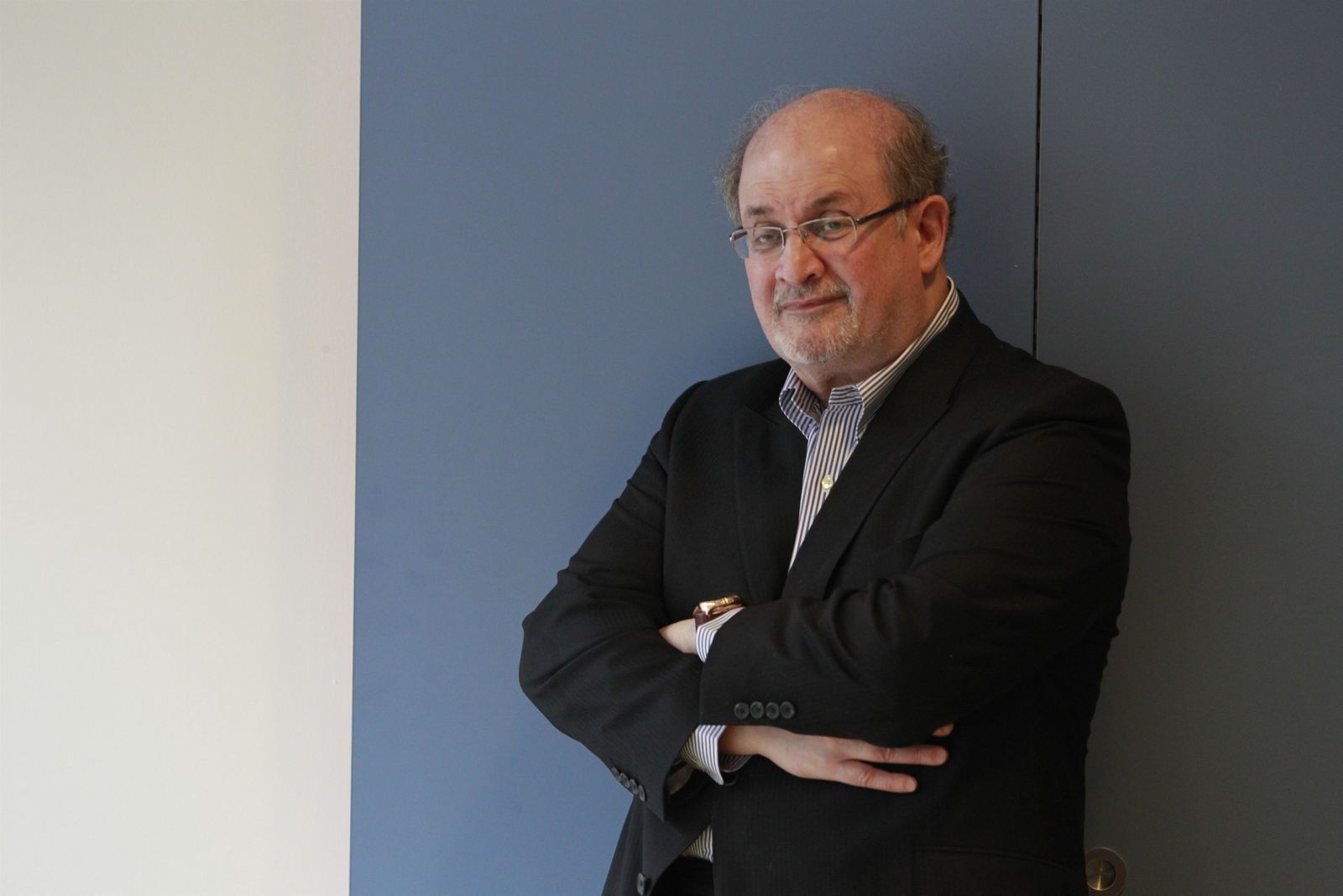 El escritor Saldan Rushdie