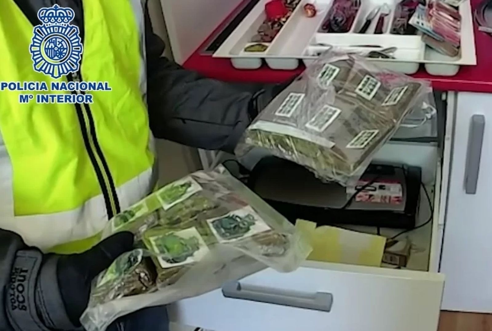 Droga hallada en los narcopisos de San Sebastián de los Reyes