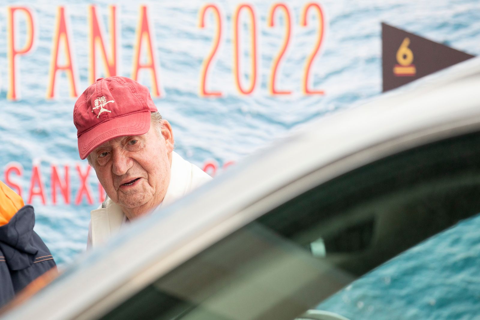 El rey Juan Carlos vuelve a la Zarzuela para reencontrarse con Felipe VI