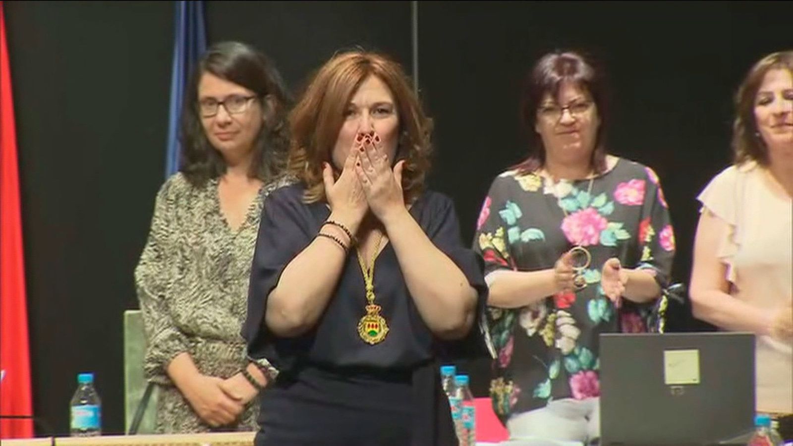 Natalia de Andrés saluda tras su proclamación como nueva alcaldesa de Alcorcón