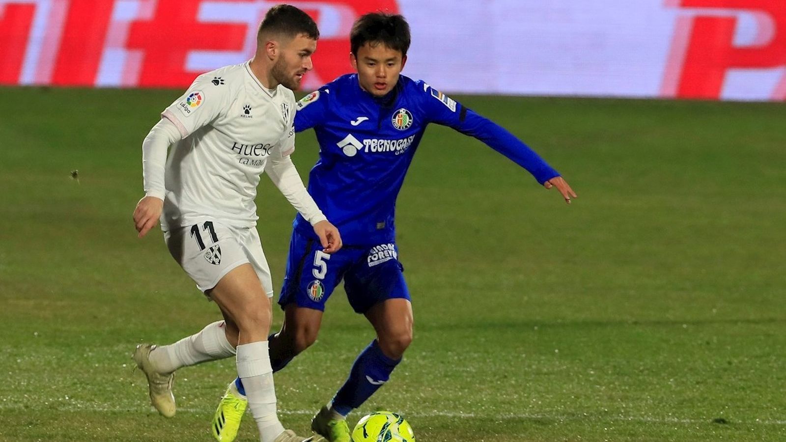 Kubo ante el Huesca