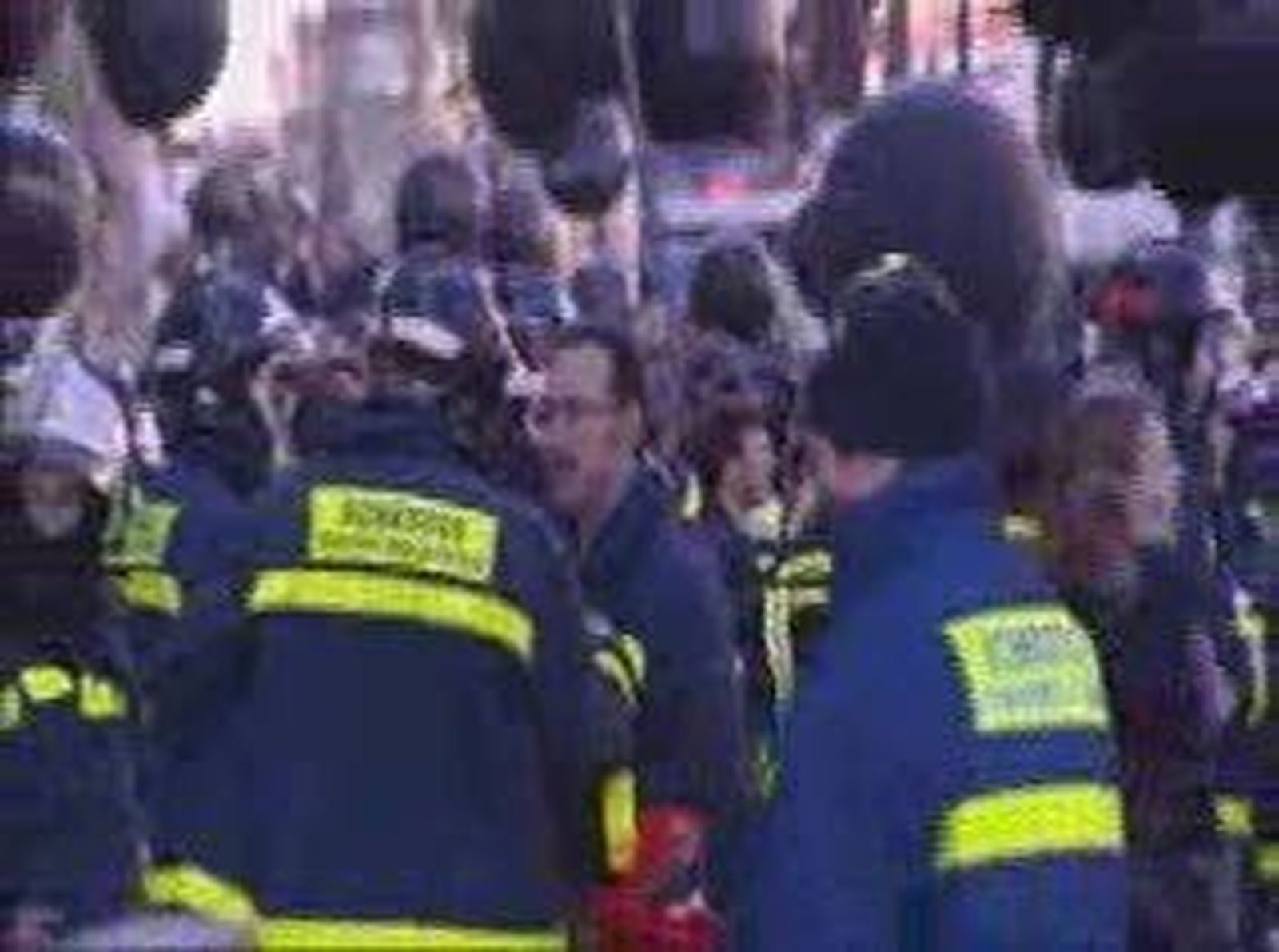 BOMBEROS_2011227V0.wmv