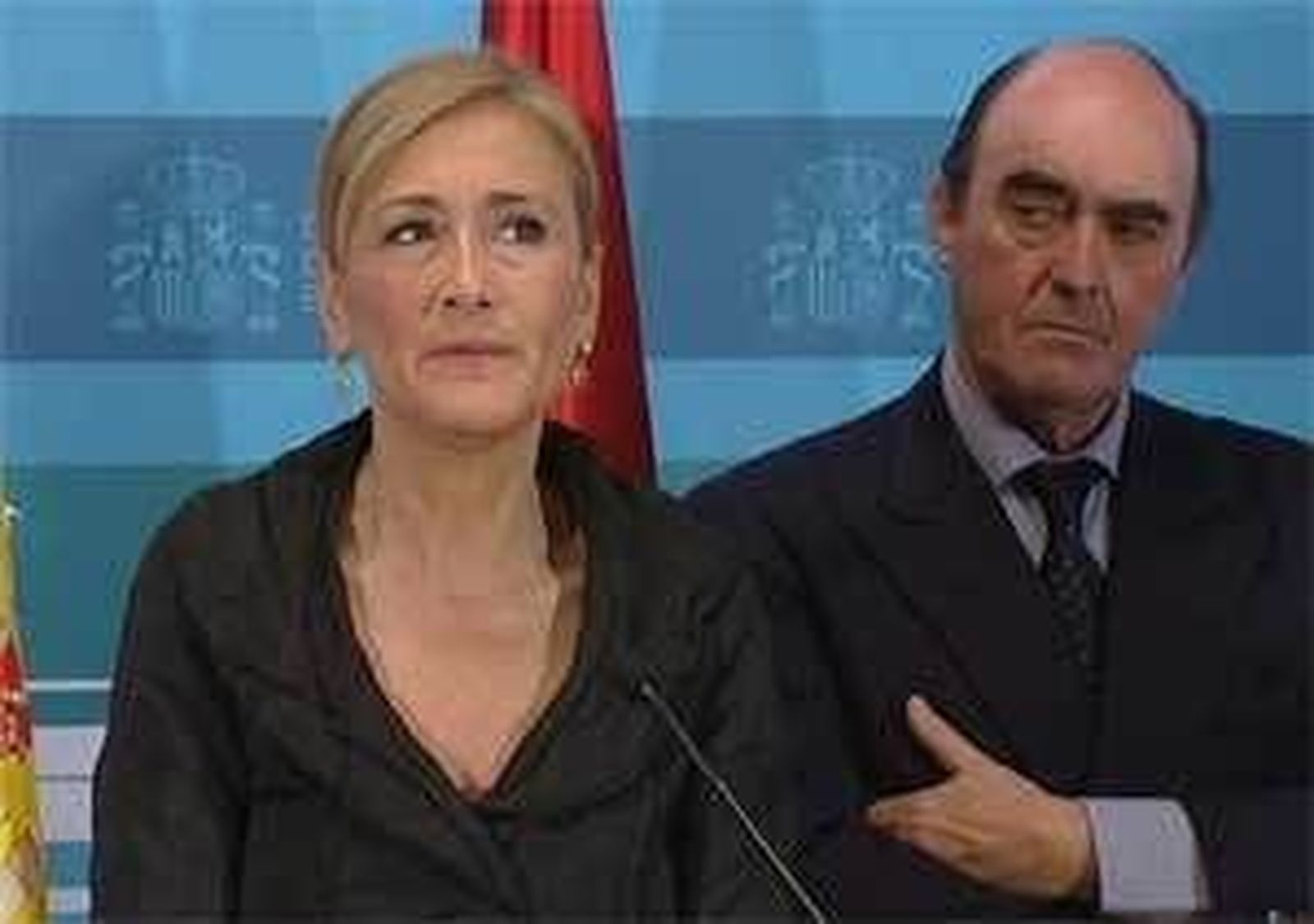 Cifuentes prepara un Plan para la protección de joyerías y vigilancia del mercado negro