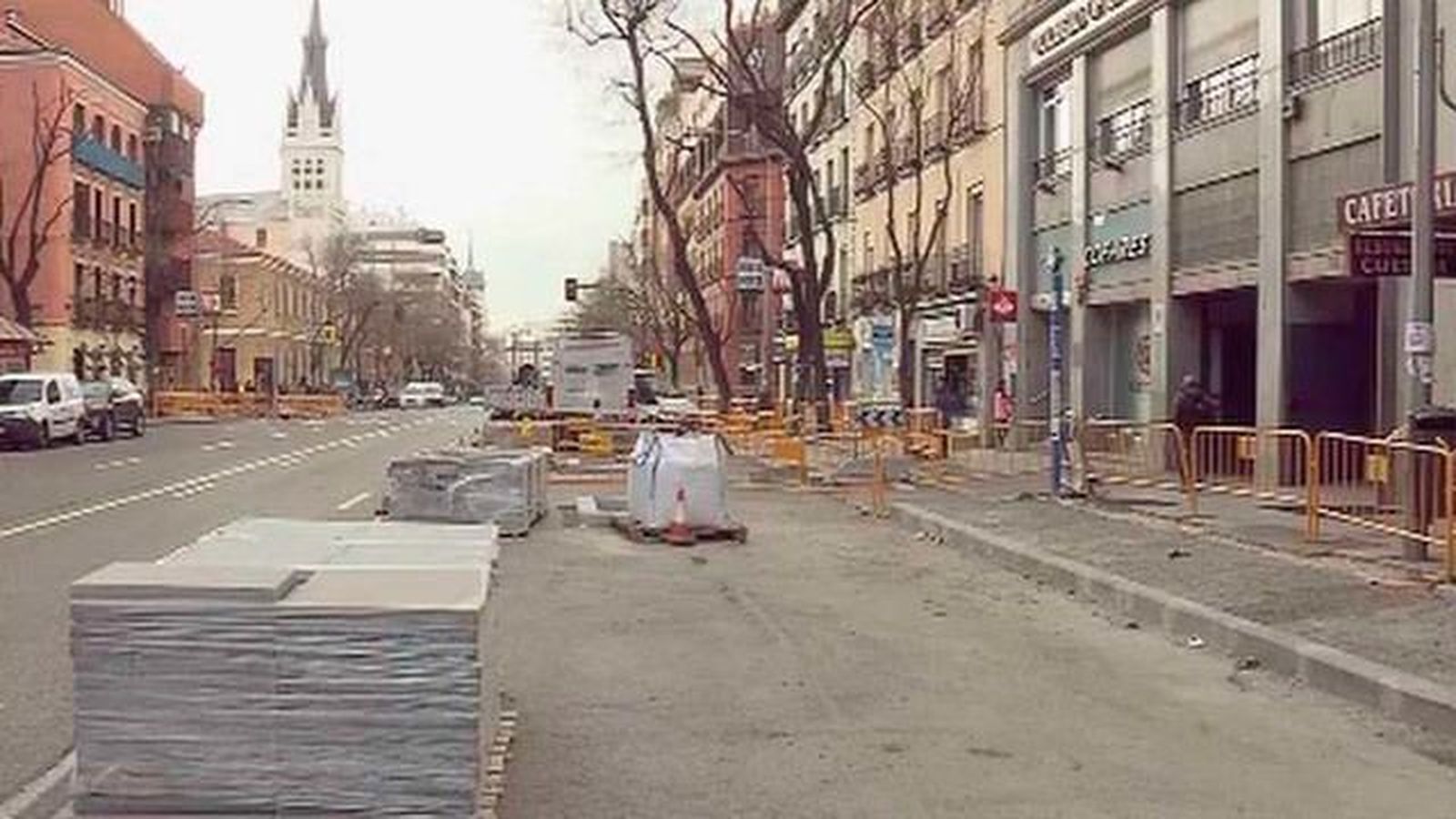 Avanzan las obras del carril bici de San Engracia con quejas de los comerciantes