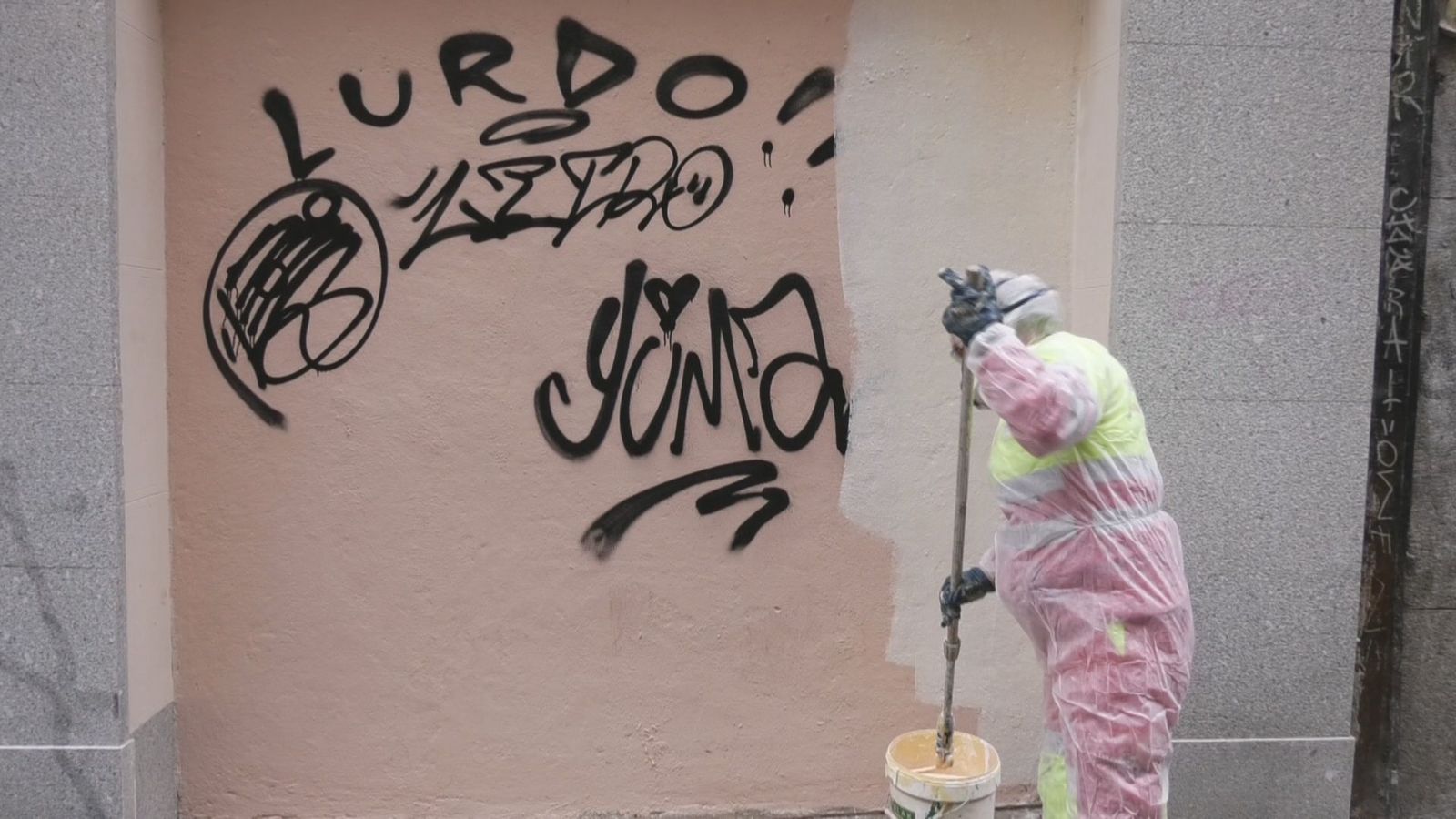 Edificios históricos, afectados por la proliferación de los grafitis