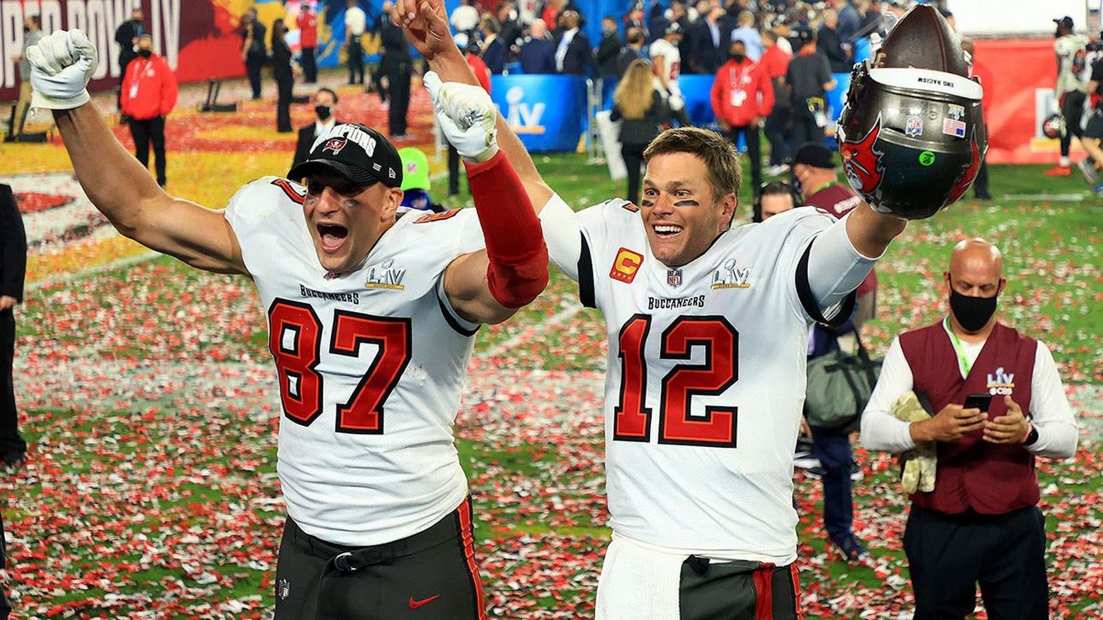 El mundo se rinde ante Tom Brady y elogia su séptimo título de Super Bowl
