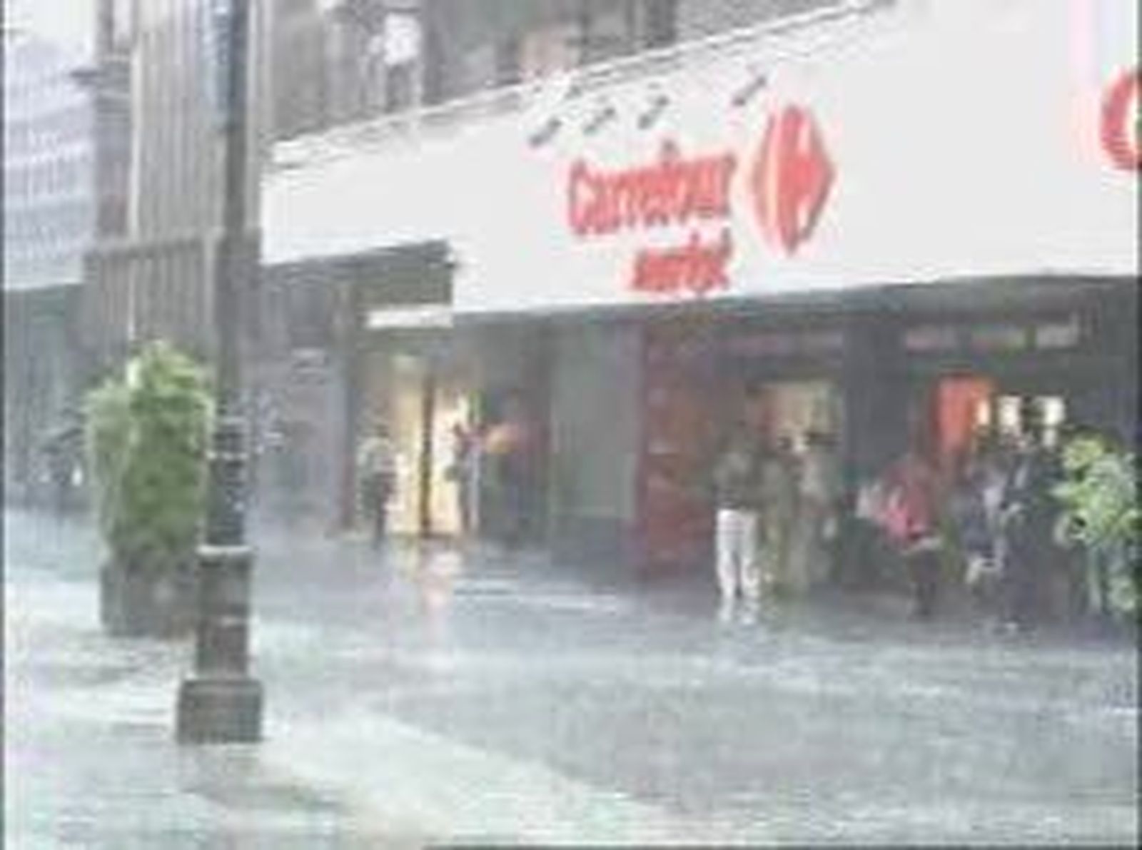 javi lluvia