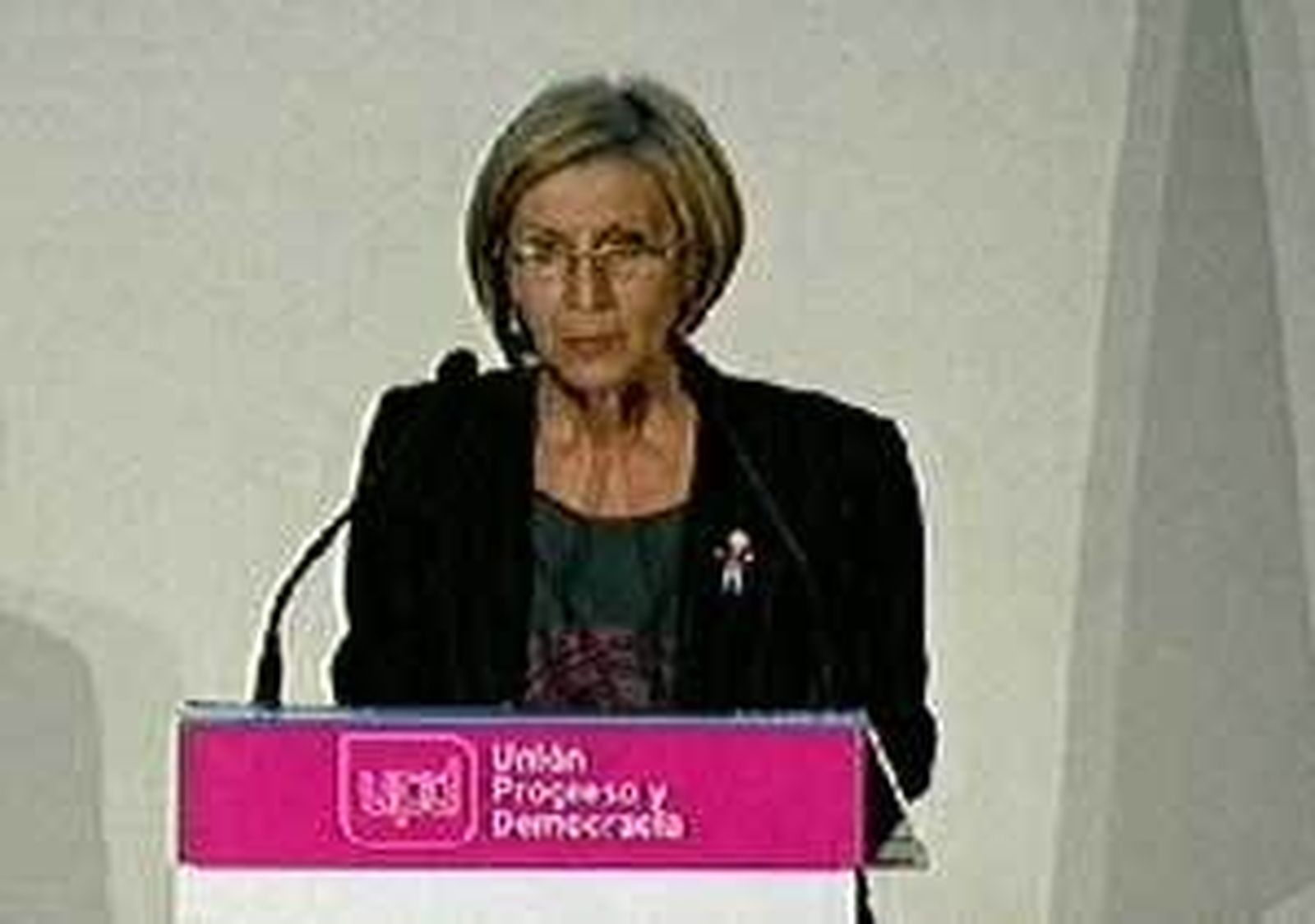Rosa Díez: "no nos pueden rescatar pero estamos intervenidos"