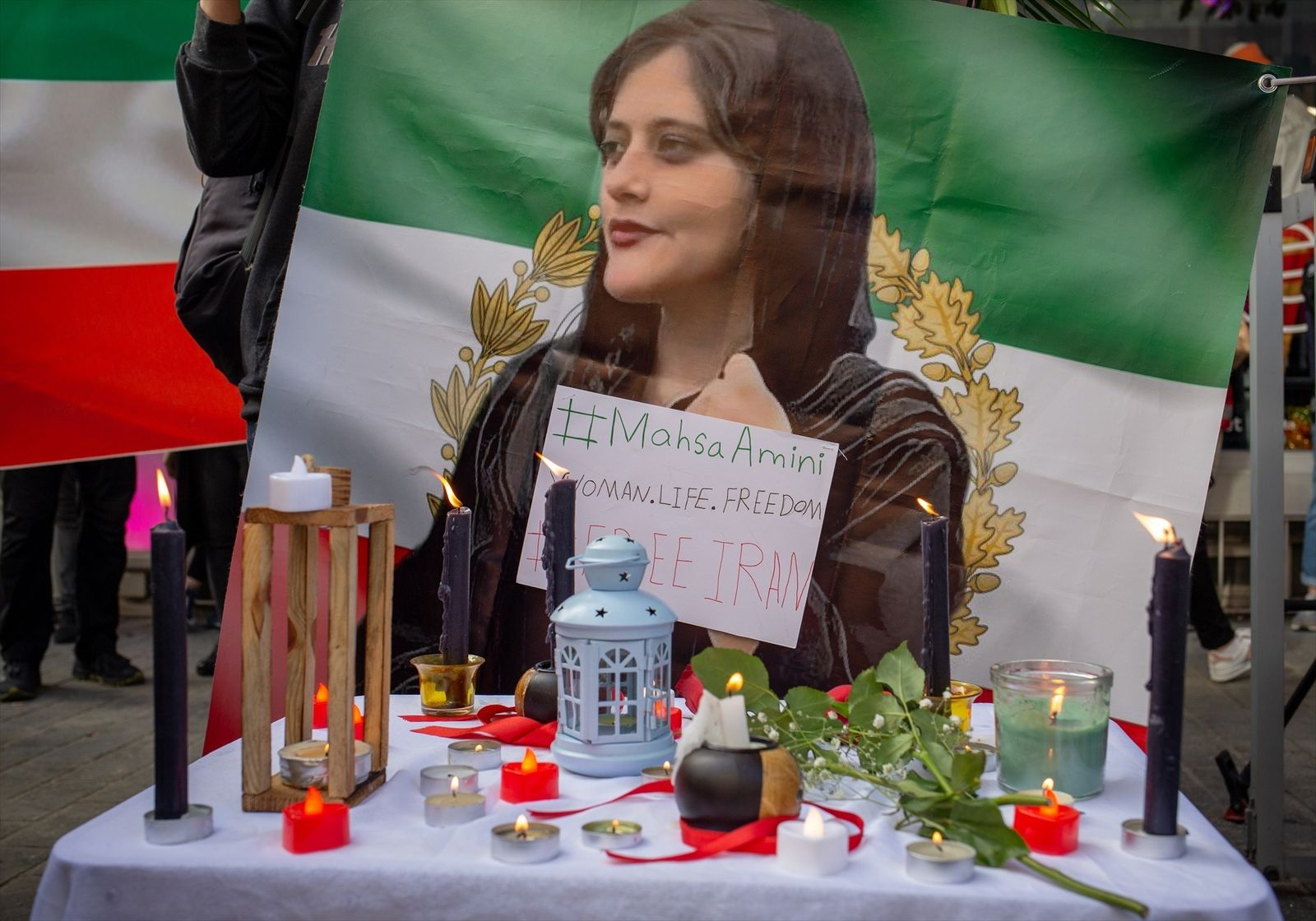 Ciudadanos iraníes protestas por la muerte de Mahsa Amin