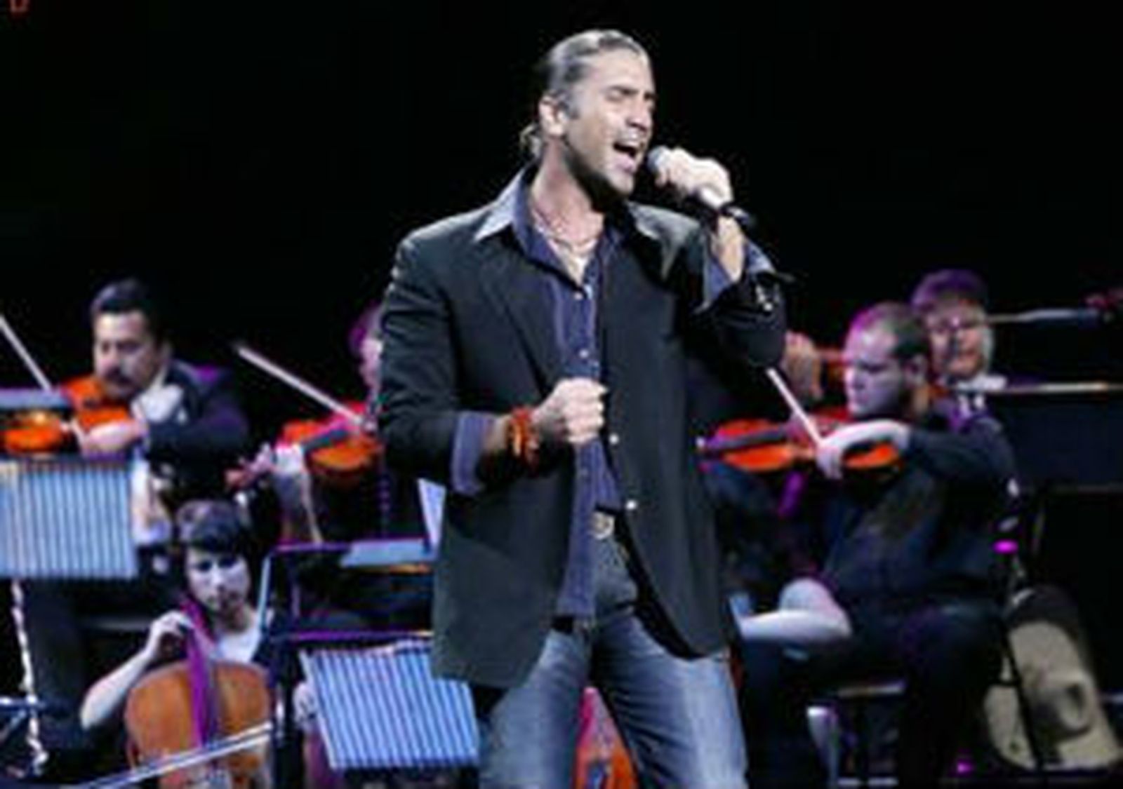 Alejandro Fernández, en concierto