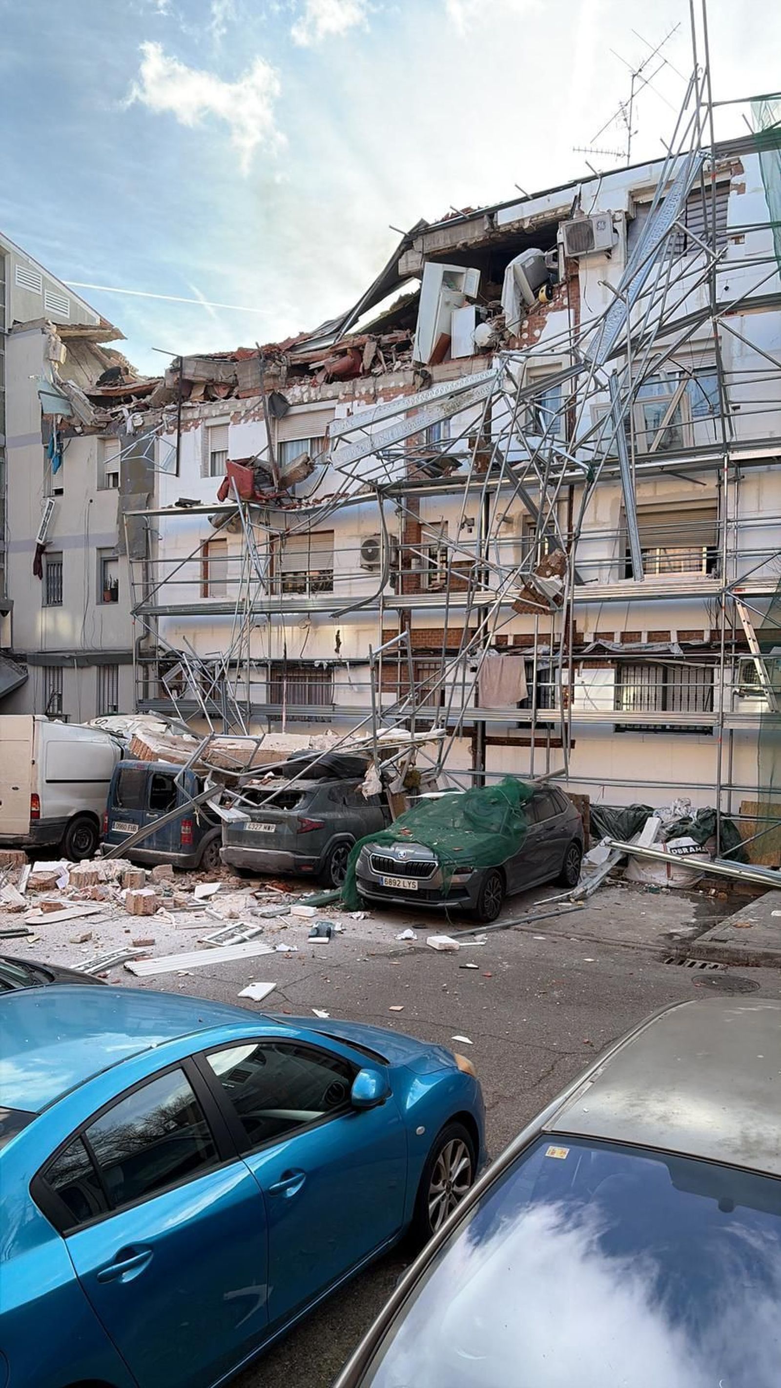 Conmoción entre los vecinos de Carabanchel tras la explosión de un edificio
