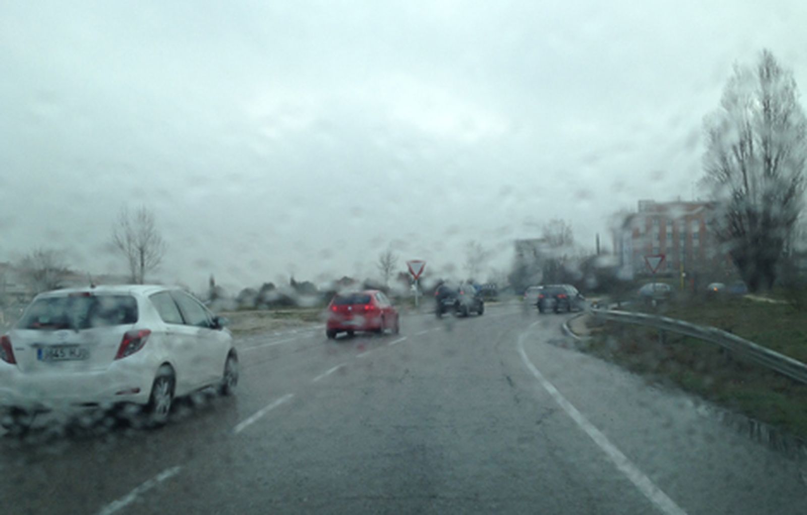 lluvia_madrid_trafico_invierno