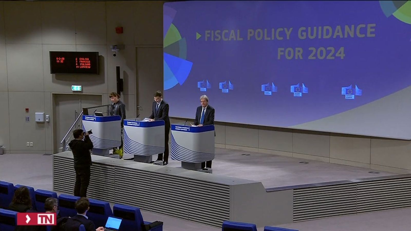 La CE avisa sobre el déficit