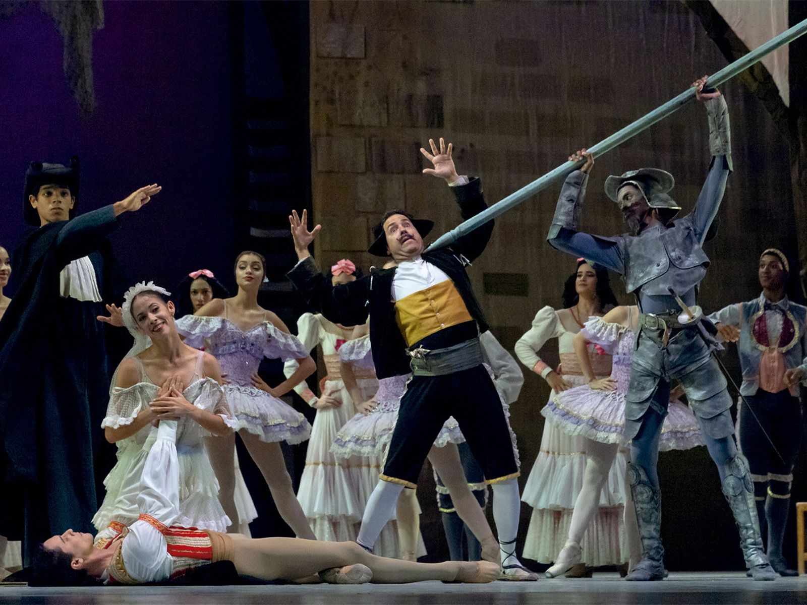 Escena del espectáculo  'Don Quijote' del Ballet Nacional de Cuba