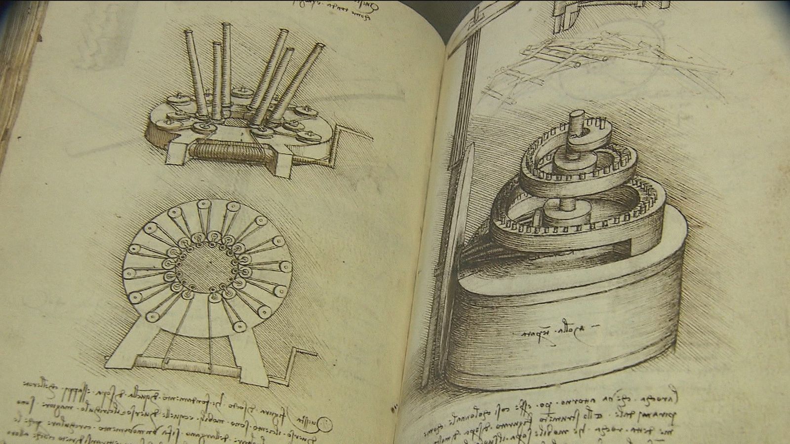 Así se restaura un manuscrito en la Biblioteca Nacional