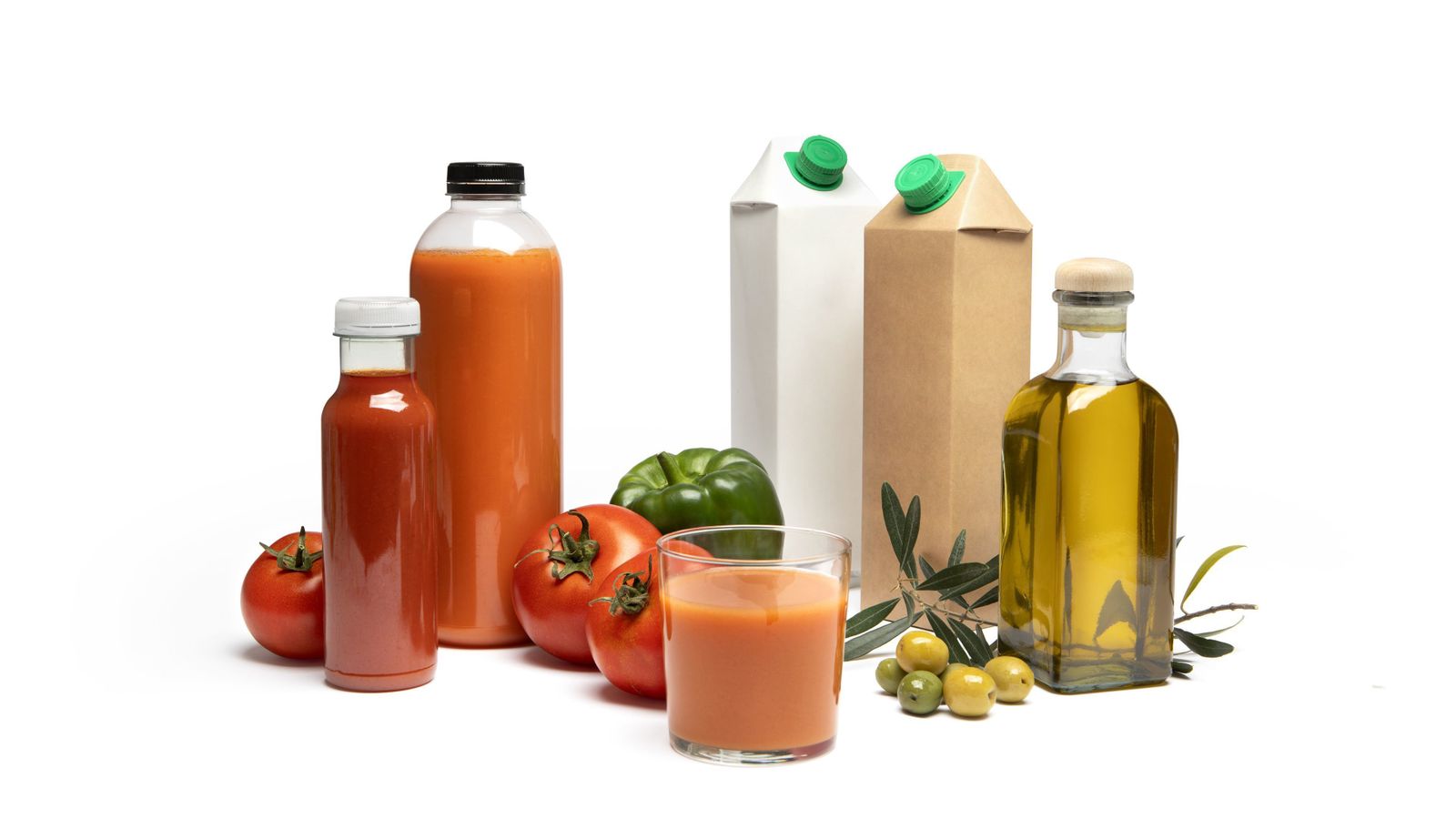 ¿Comprar gazpacho salmorejo ya elaborados? Esto es en lo que debes fijarte para elegir una opción saludable
