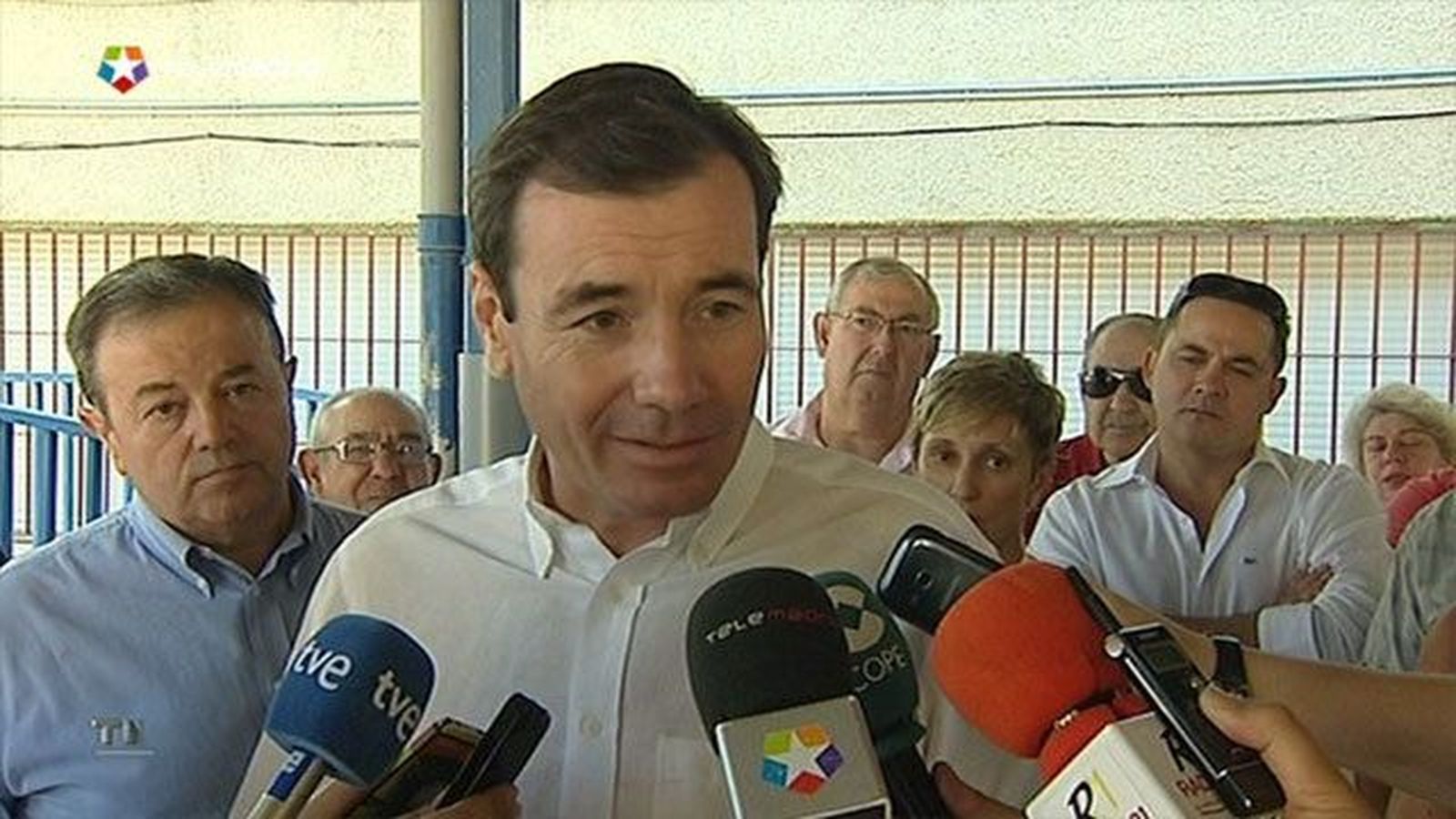 Gómez promete abrir todos los comedores escolares el próximo verano si gana