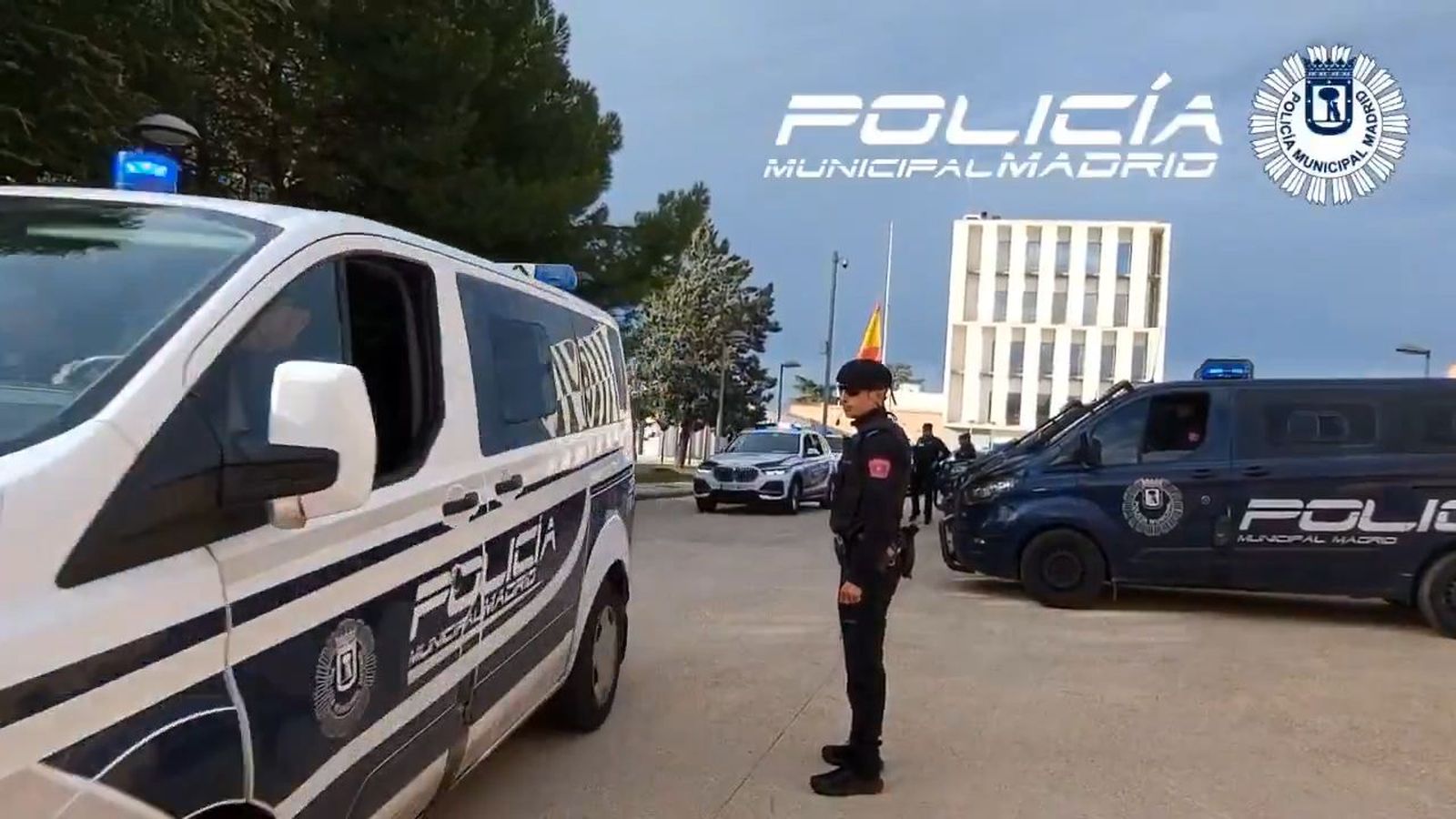 Madrid capital envía a Valencia a 170 policías municipales y 25 sanitarios del Samur