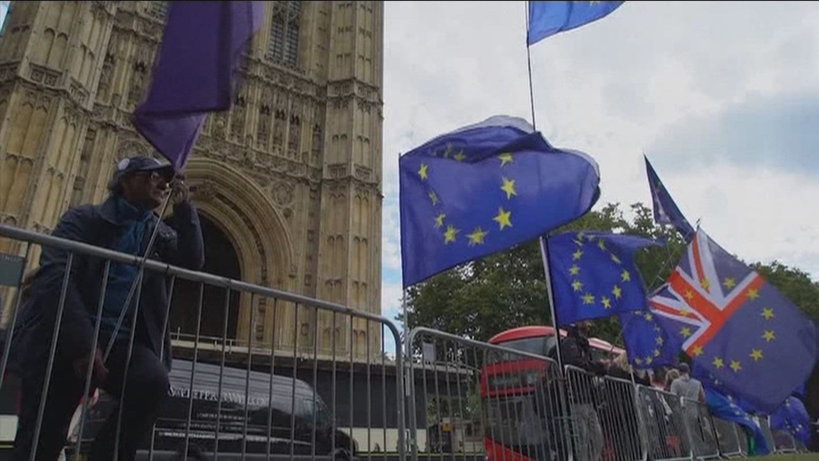 Tusk dice que en "en siete u ocho horas" se sabrá cuándo será el "brexit"