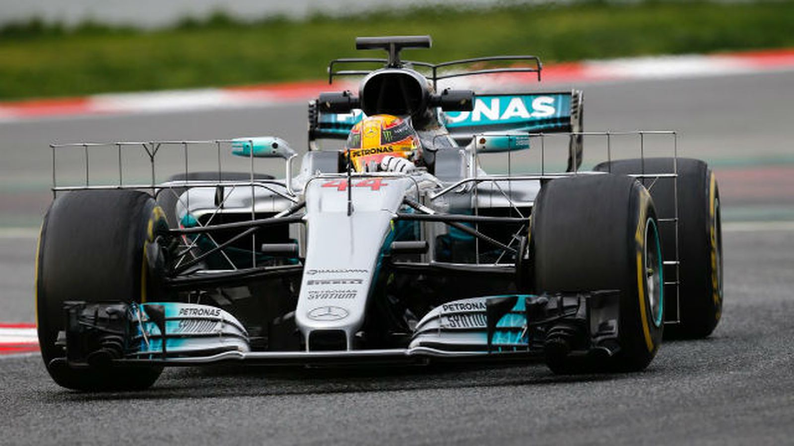 hamilton2802_1.jpg