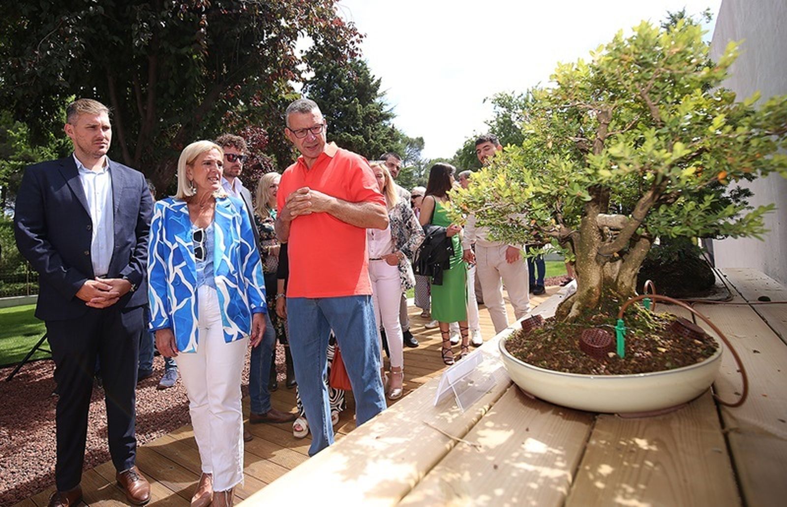 Visita oficial en la inauguración del Museo del Bonsái de Collado Villalba