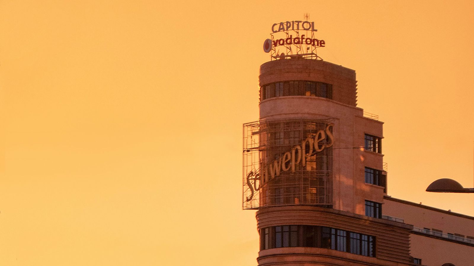 Edificio Capitol al atardecer