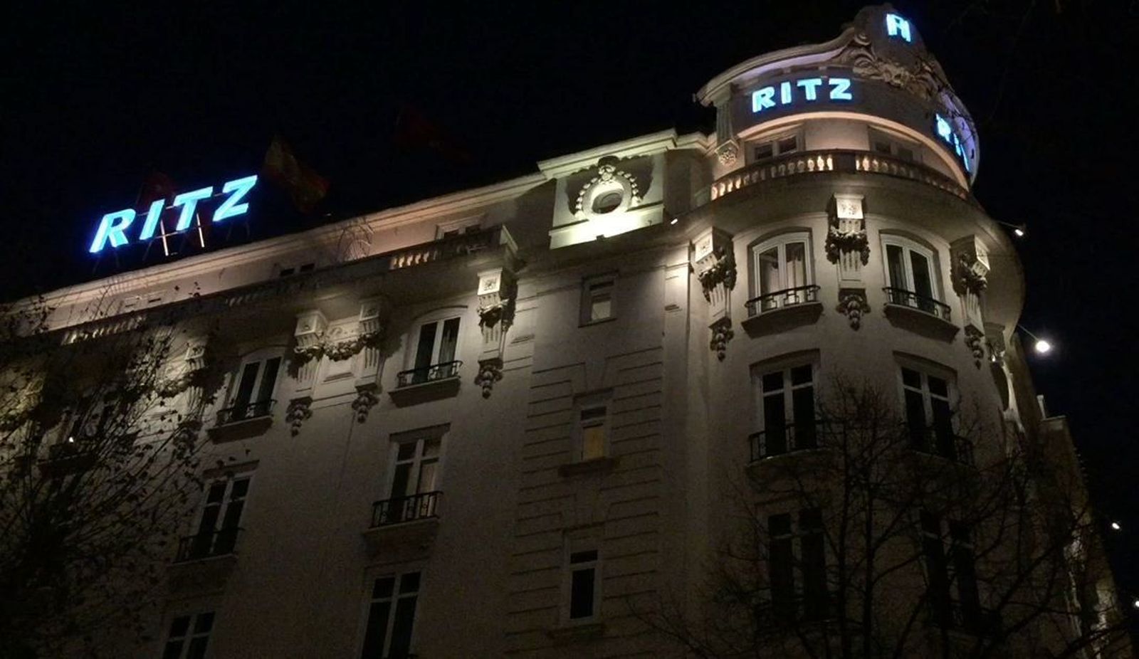 El Ritz ofrece despedir el año con una cena y cotillón por 720 euros