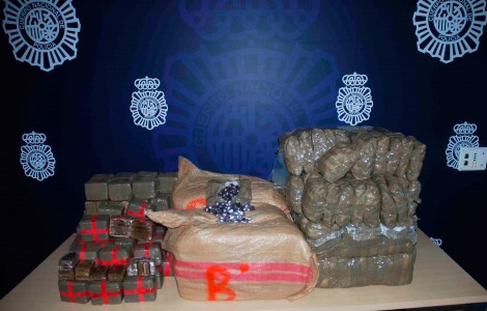 Hachís y cocaína