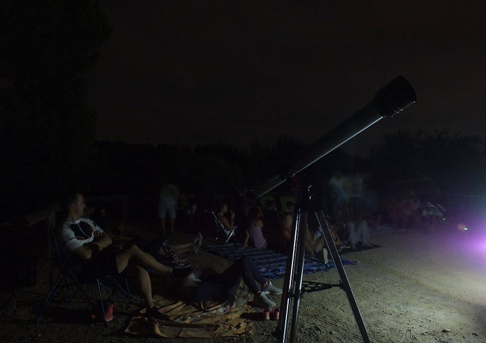 Los expertos dicen que no hace falta llevar telescopio ni ningún tipo de aparato