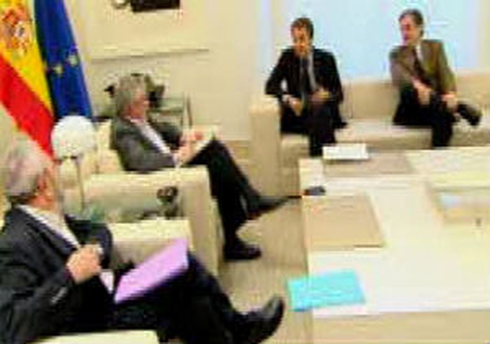 Zapatero se reúne este jueves con Toxo, Méndez y  Rosell para impulsar la negociación colectiva