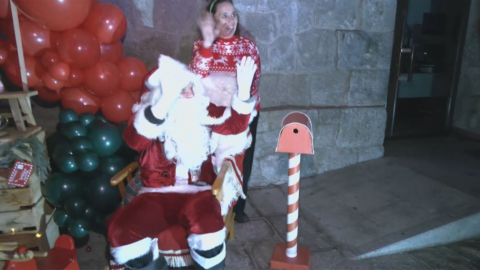 Guadarrama ilumina la Navidad con una mágica velada de farolillos, cuentos y chocolate caliente