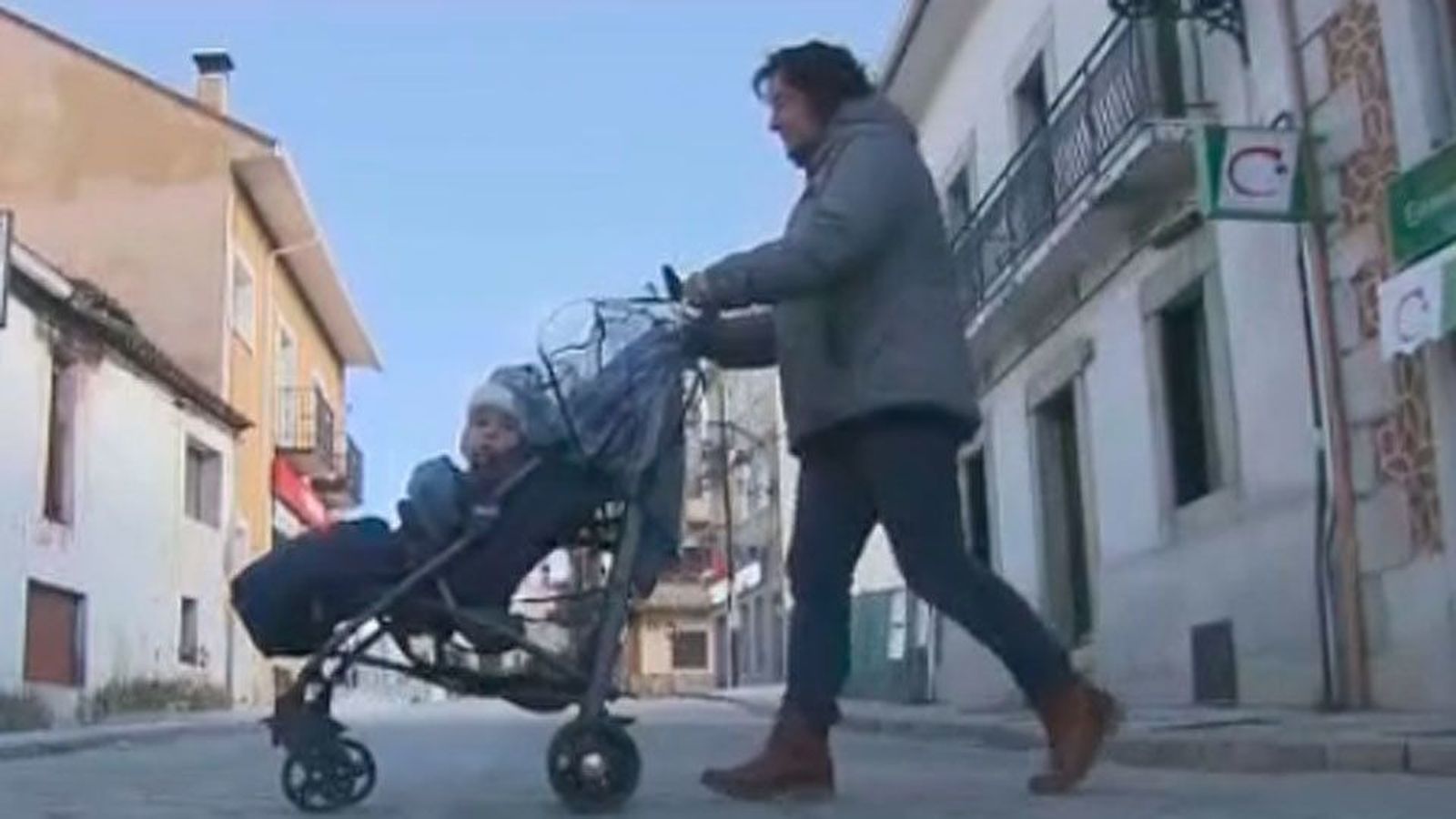Rascafría fomenta la natalidad y da 1.000 euros a cada bebé nacido en el municipio