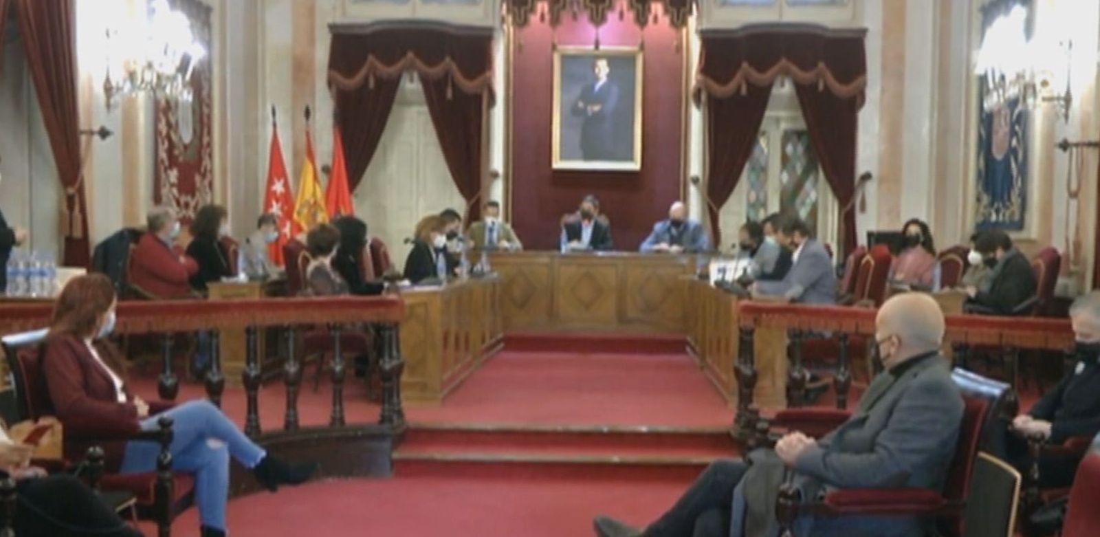 El Pleno municipal de Alcalá de Henares pide el cese de la gerente de su hospital, Dolores Rubio