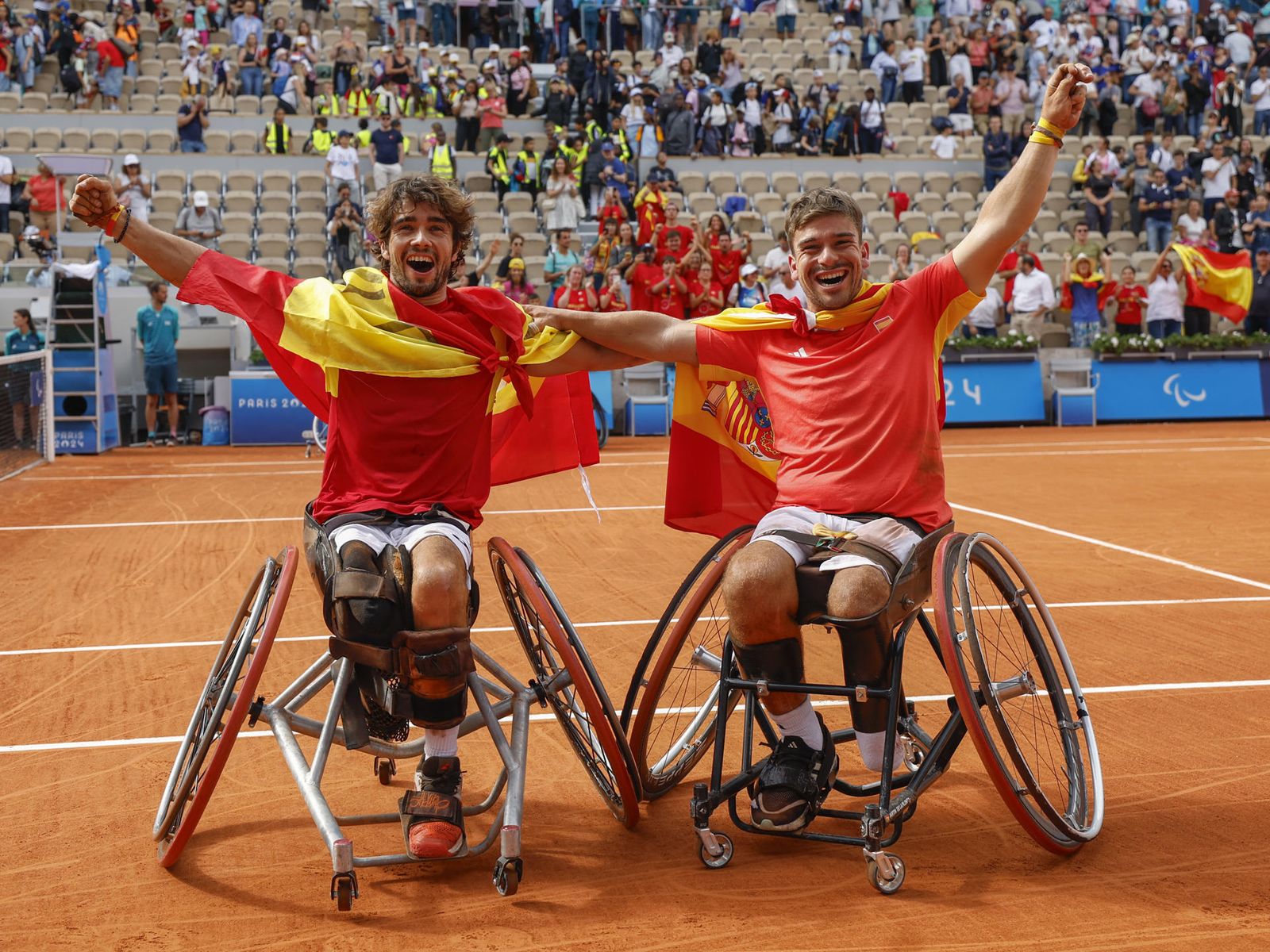Bronce en dobles en tenis de silla de ruedas